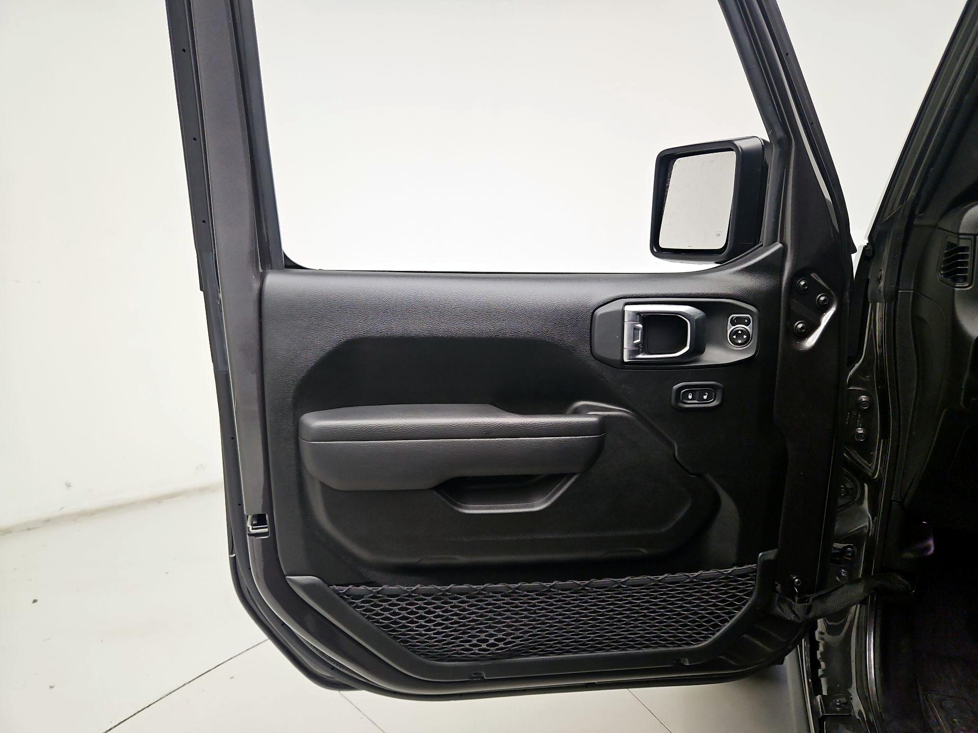 Thumbnail: 2025 Jeep Wrangler - 12
