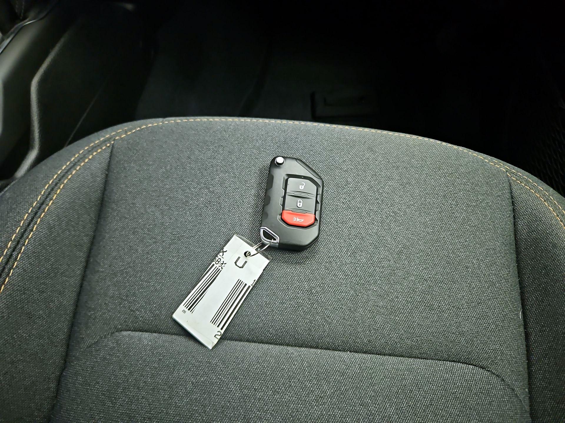 Thumbnail: 2025 Jeep Wrangler - 20