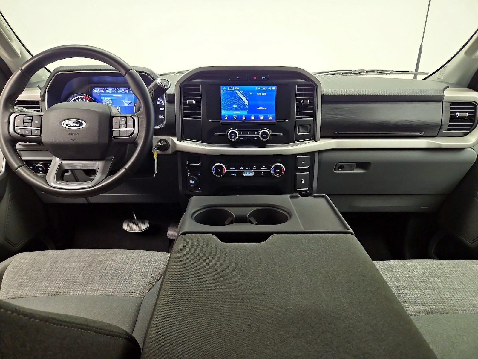 2023 Ford F-150 XLT - Photo 10