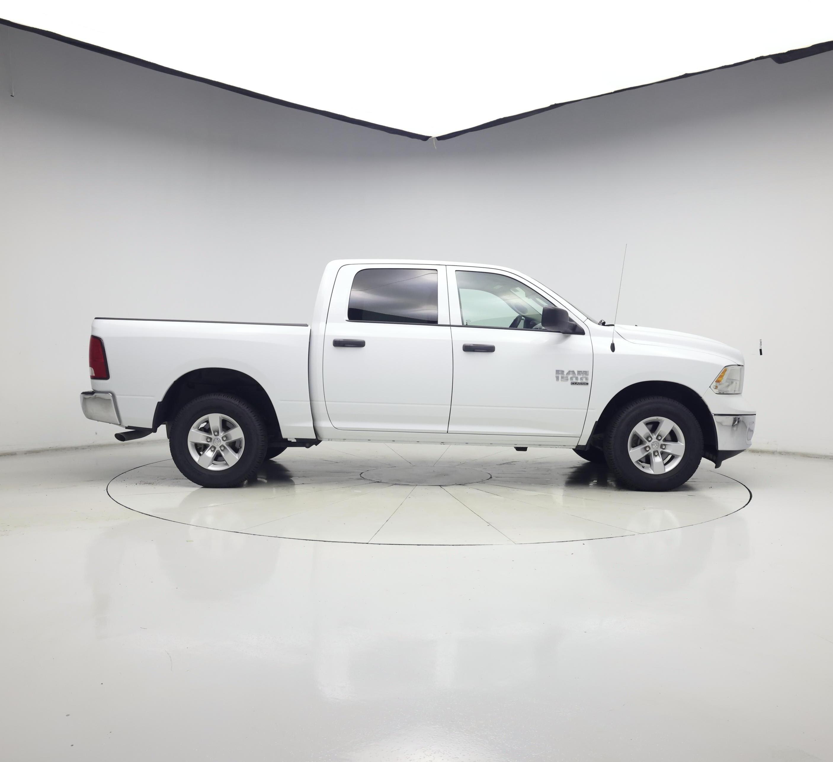 Thumbnail: 2023 RAM 1500 Classic - 7
