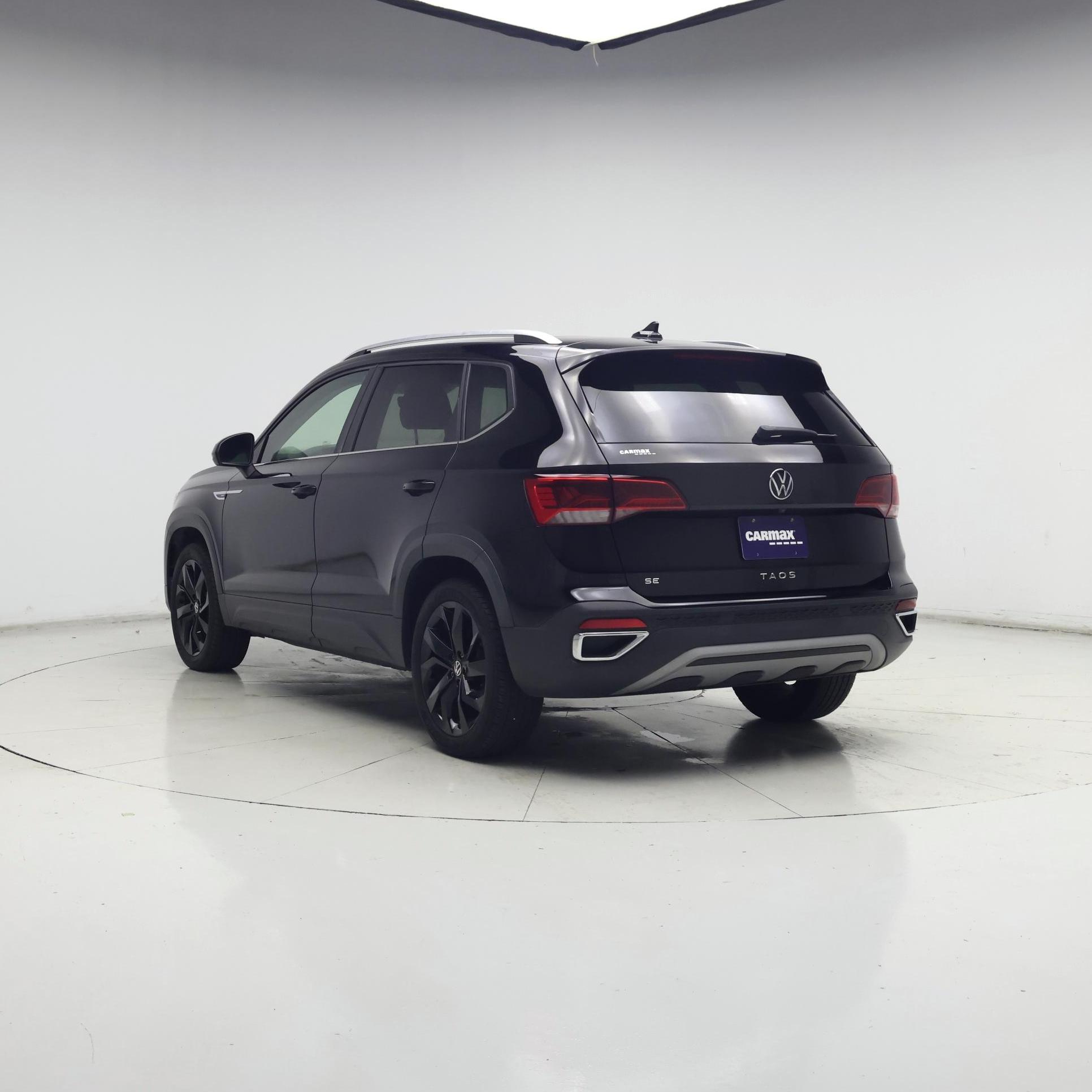 Thumbnail: 2023 Volkswagen Taos - 2