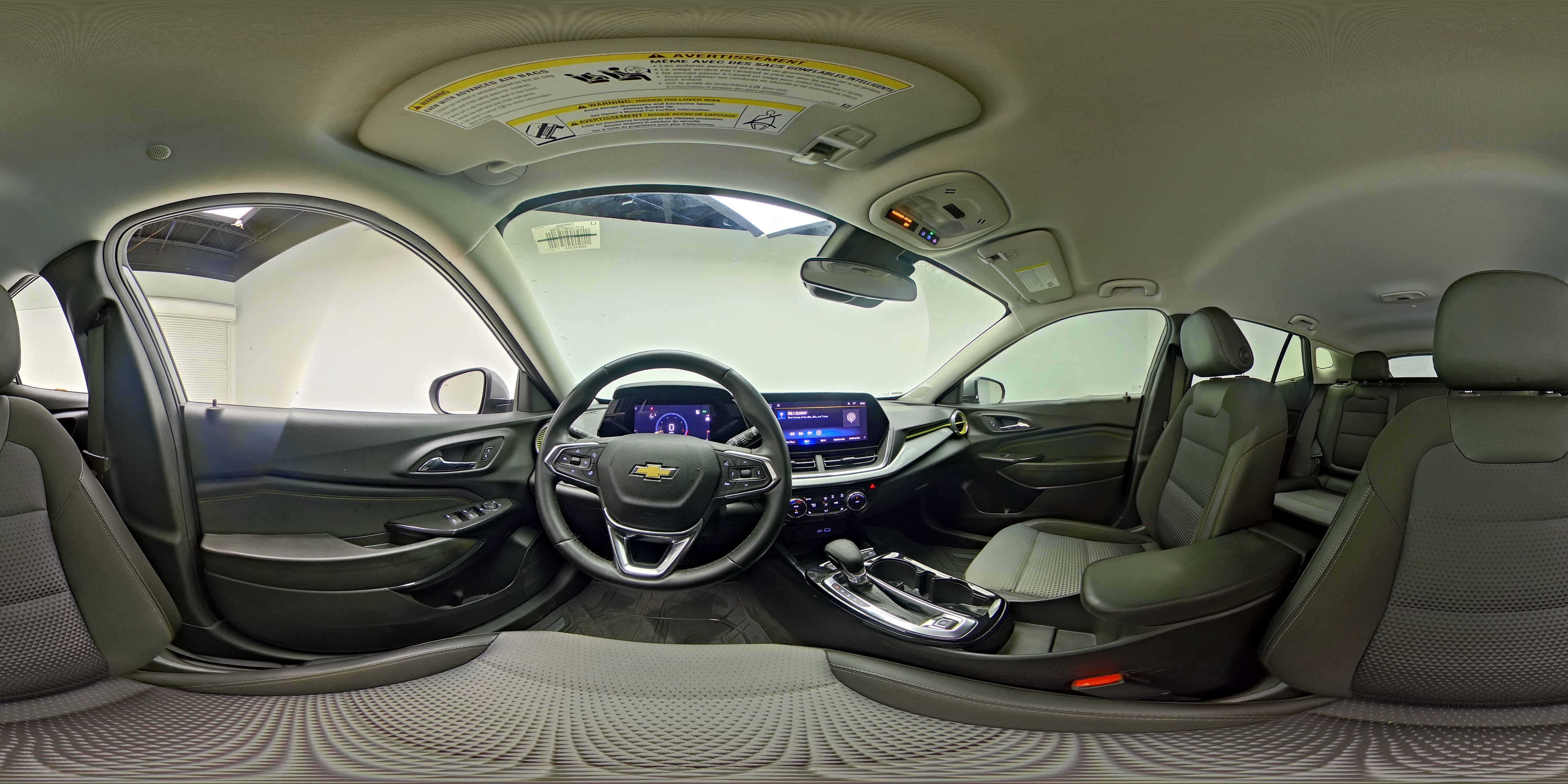 2024 Chevrolet Trax LT - Photo 24