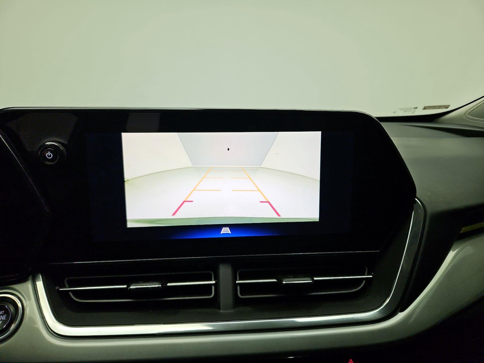 2024 Chevrolet Trax LT - Photo 14