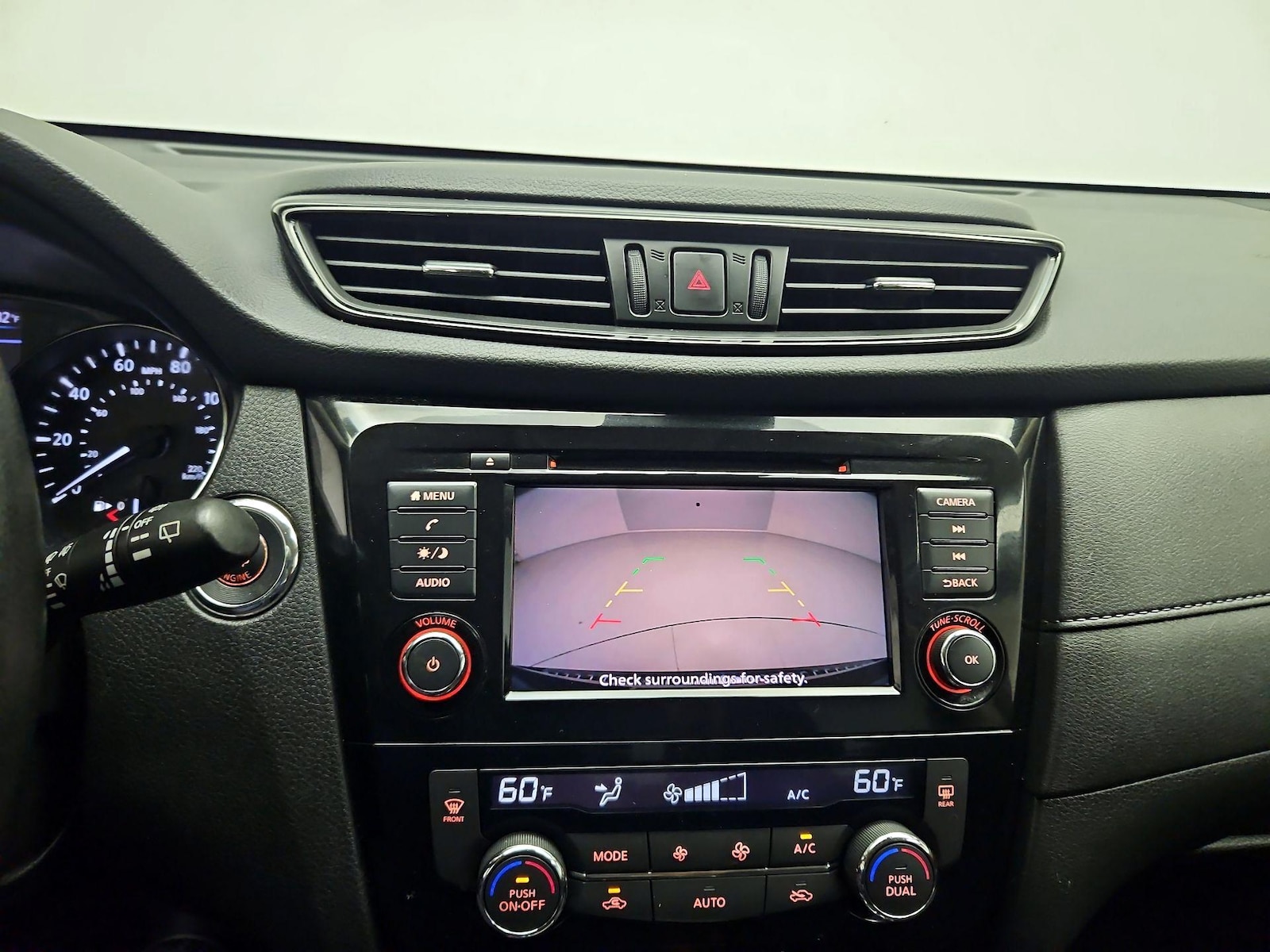 2020 Nissan Rogue SV - Photo 14