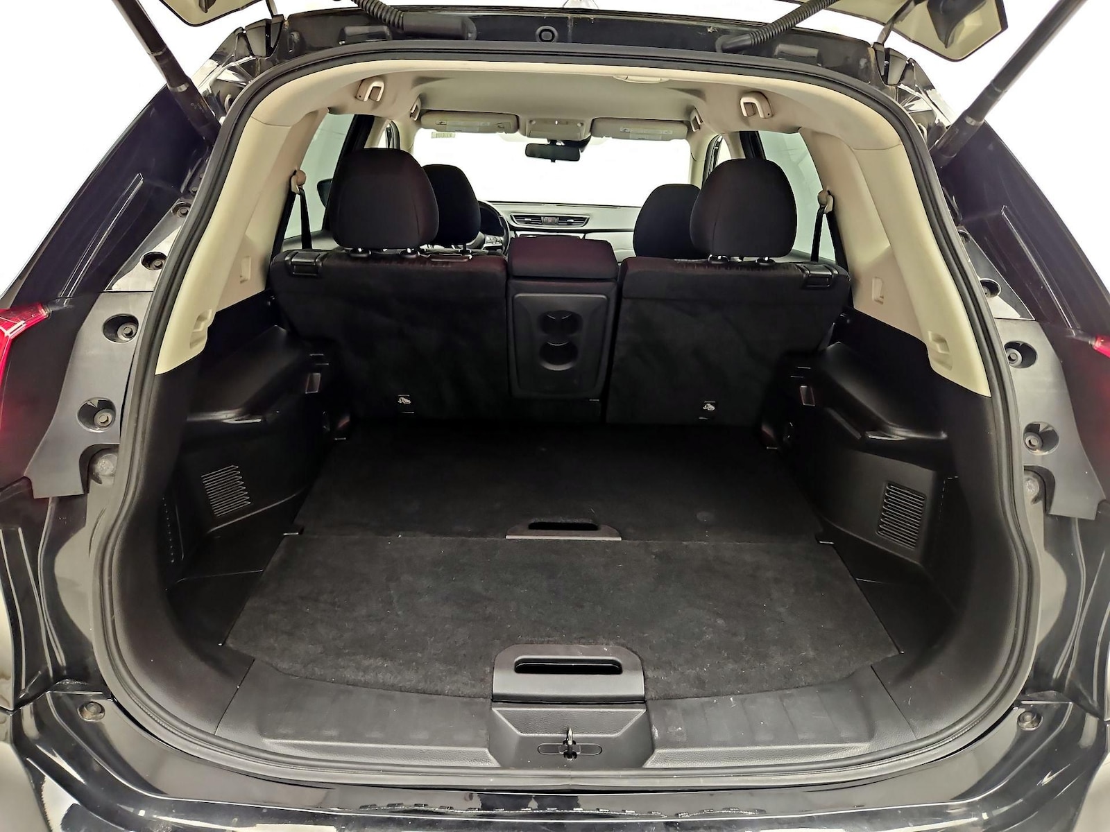 2020 Nissan Rogue SV - Photo 19