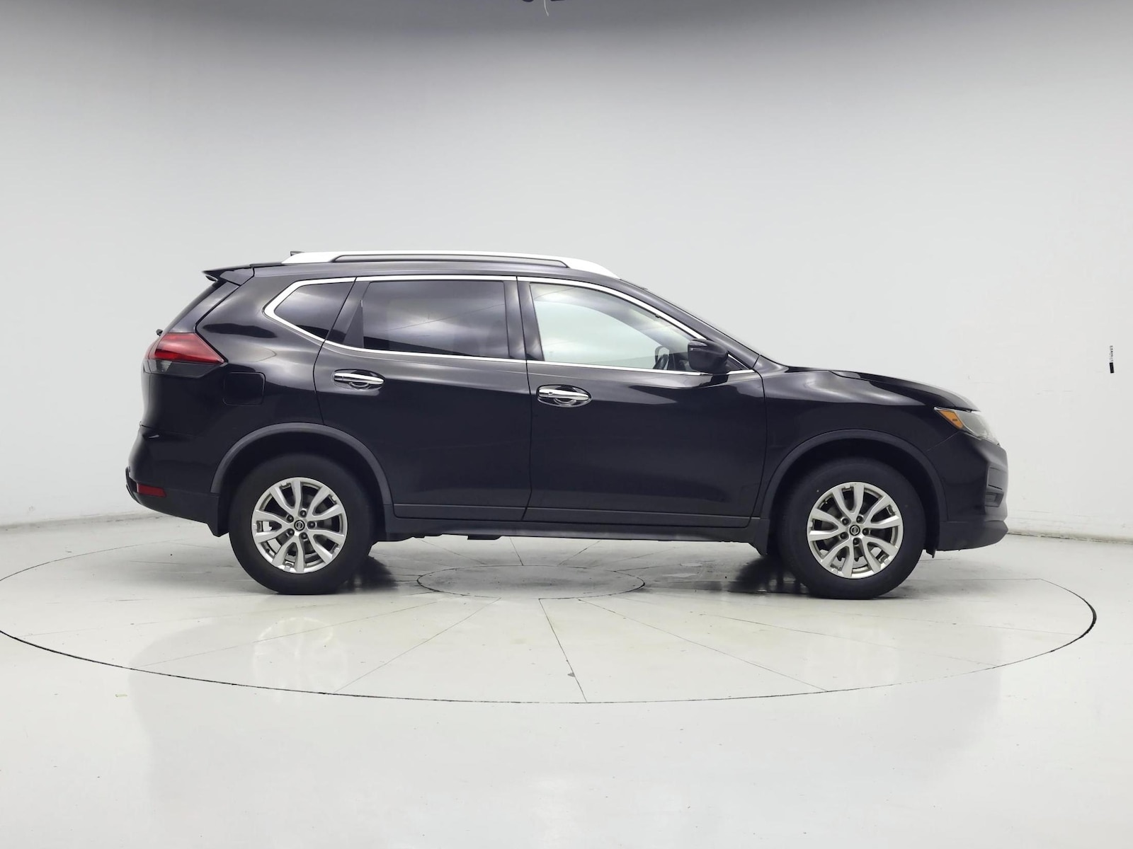 2020 Nissan Rogue SV - Photo 8