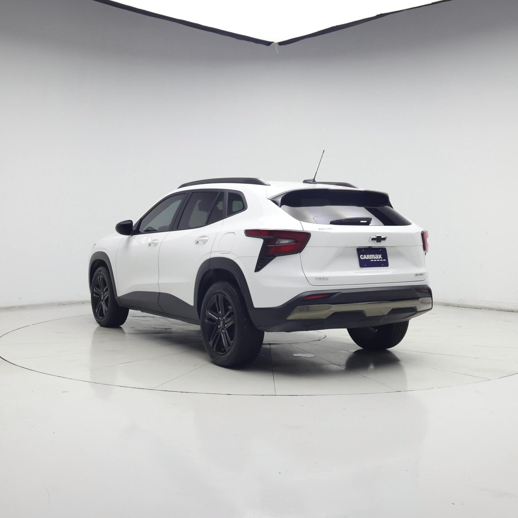 Thumbnail: 2025 Chevrolet Trax - 2
