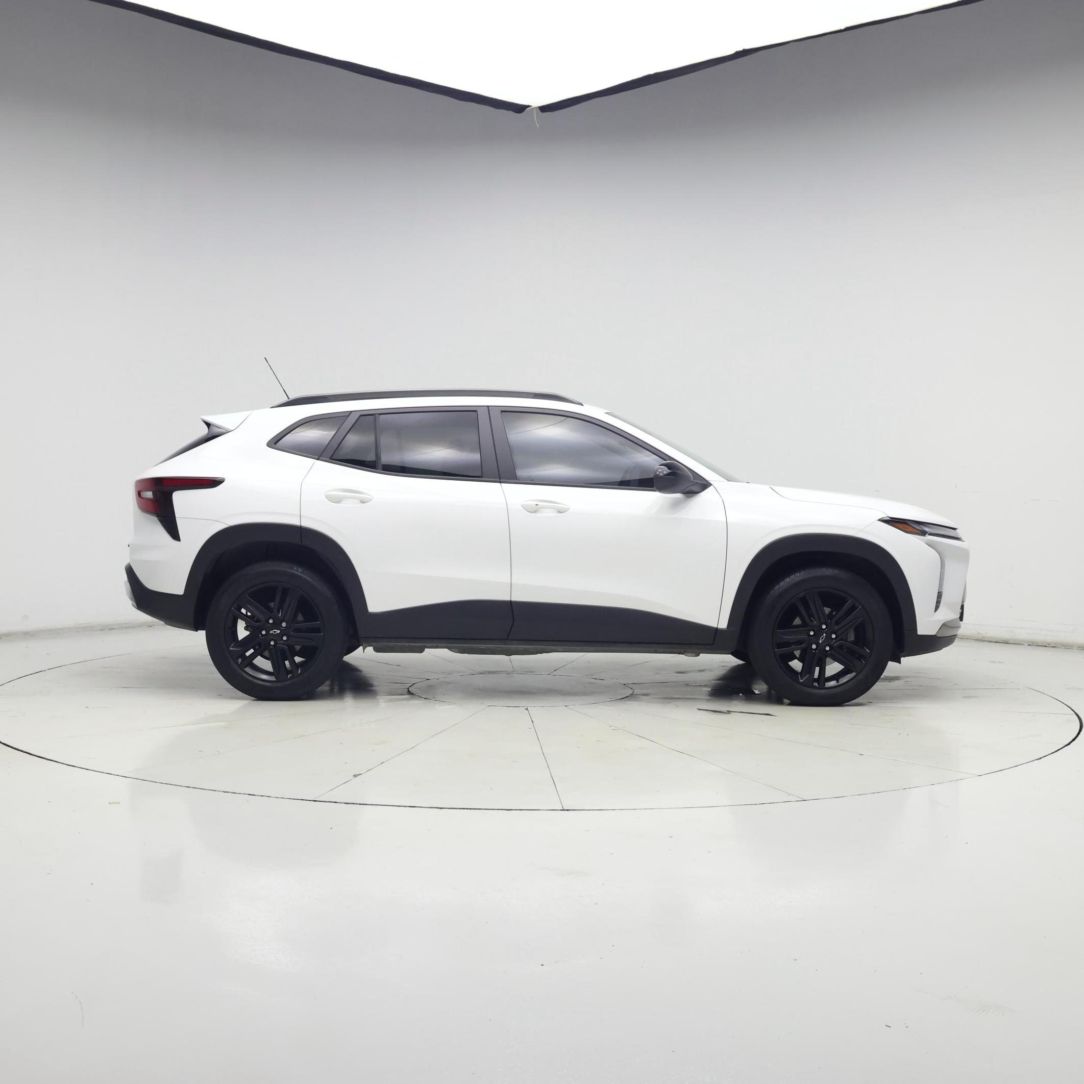 Thumbnail: 2025 Chevrolet Trax - 7