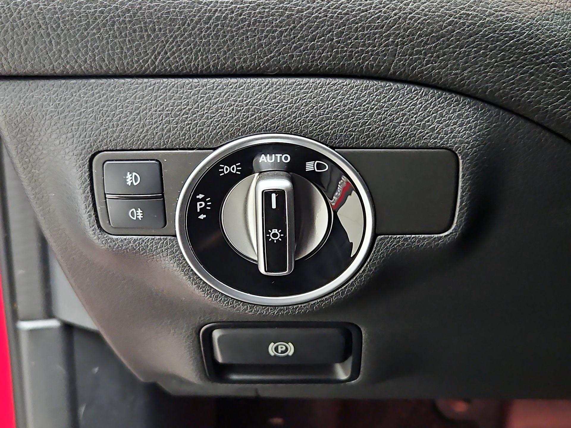 Thumbnail: 2015 Mercedes-Benz GLA - 13