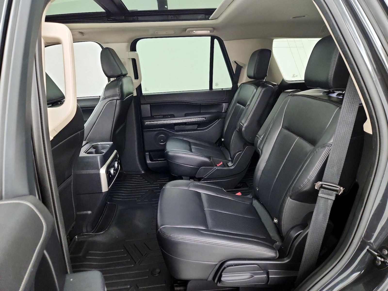 2022 Ford Expedition XLT - Photo 22