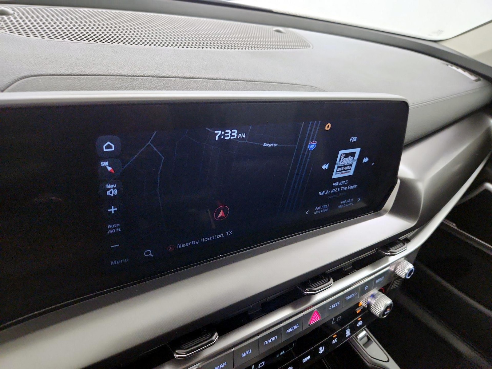2025 Kia Telluride S - Photo 15