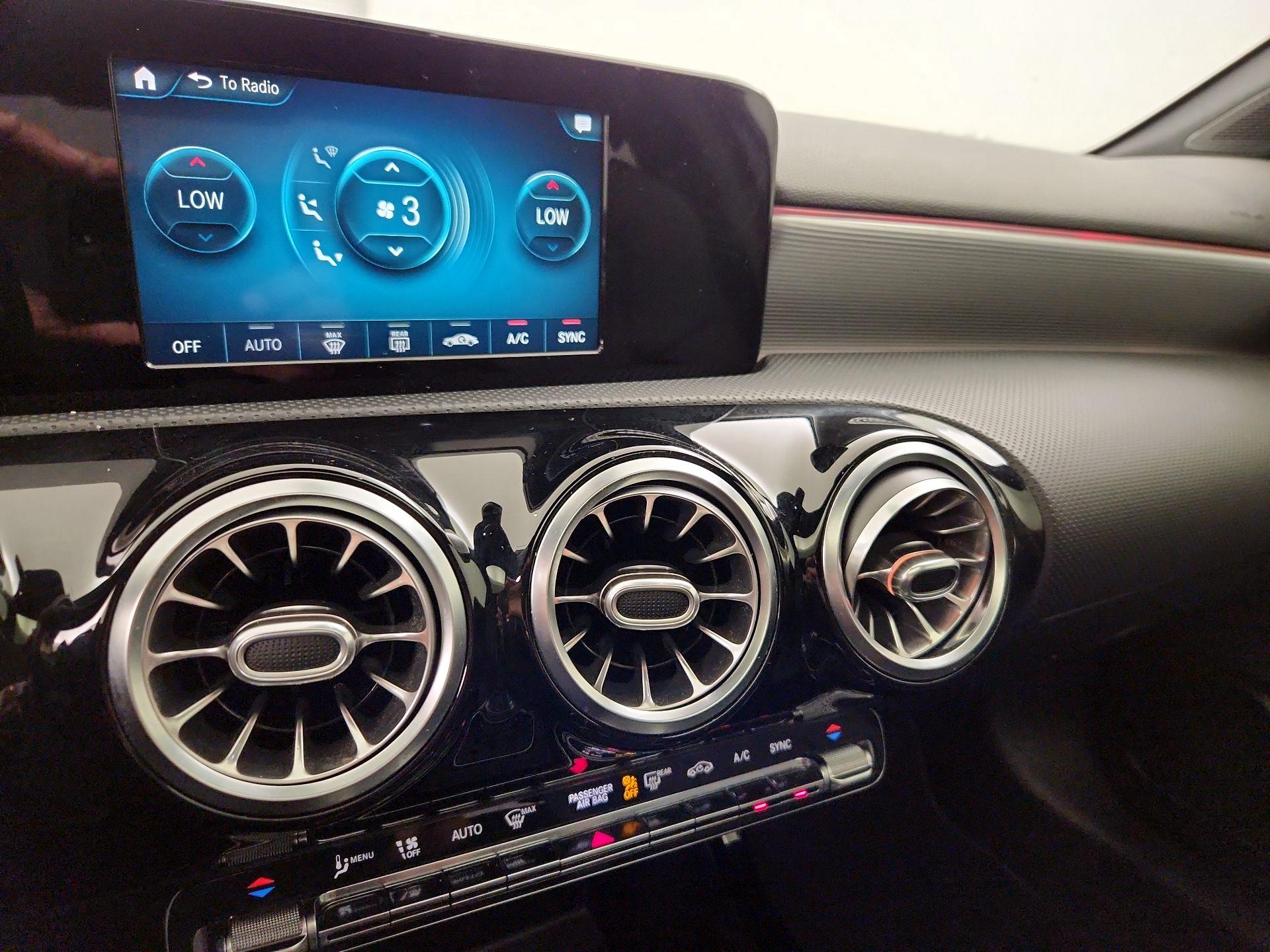 Thumbnail: 2020 Mercedes-Benz A-Class - 16