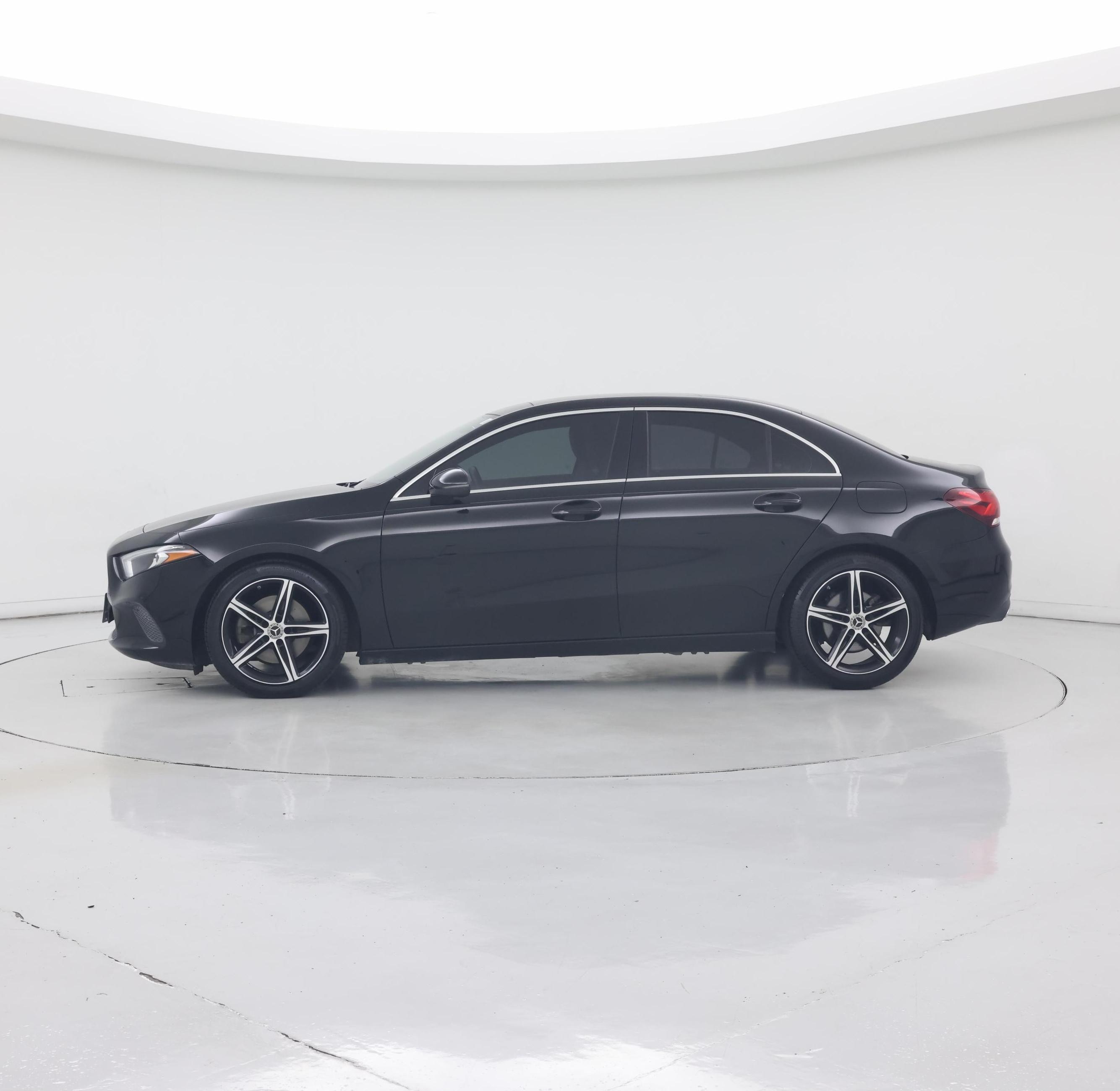 Thumbnail: 2020 Mercedes-Benz A-Class - 3