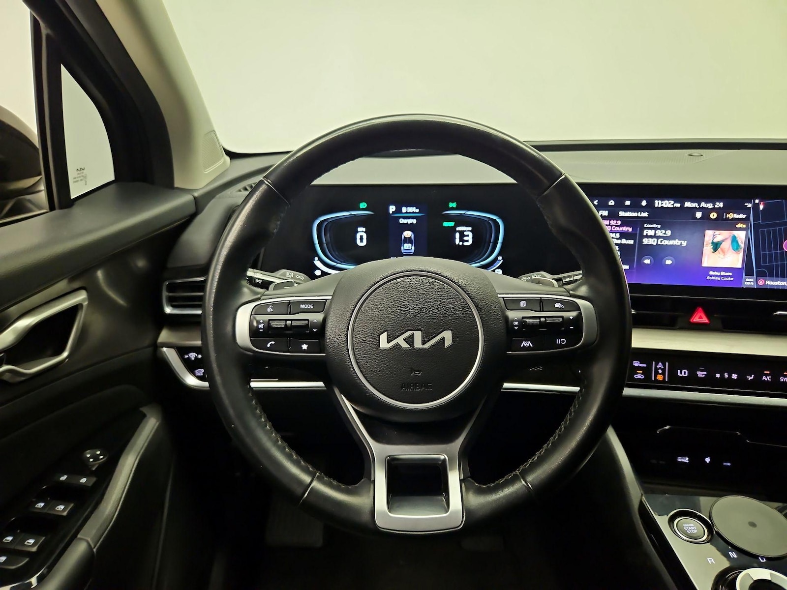 2024 Kia Sportage EX Hybrid - Photo 11