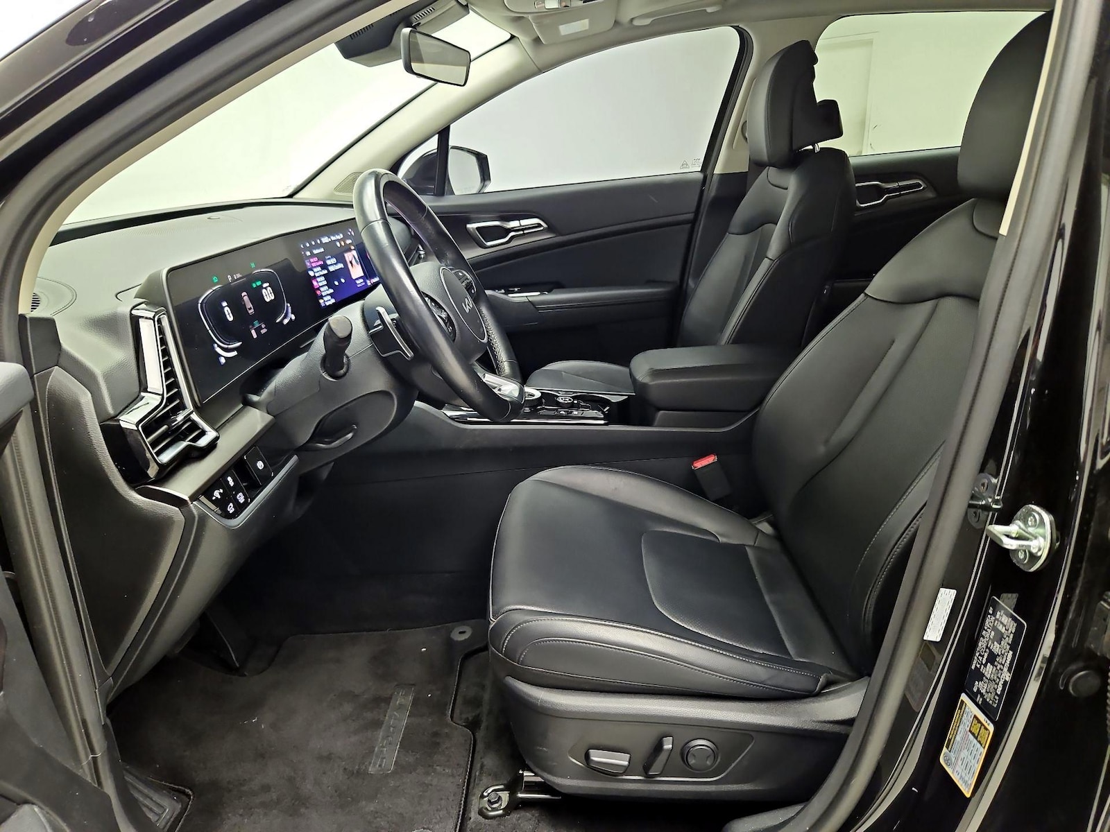 2024 Kia Sportage EX Hybrid - Photo 12
