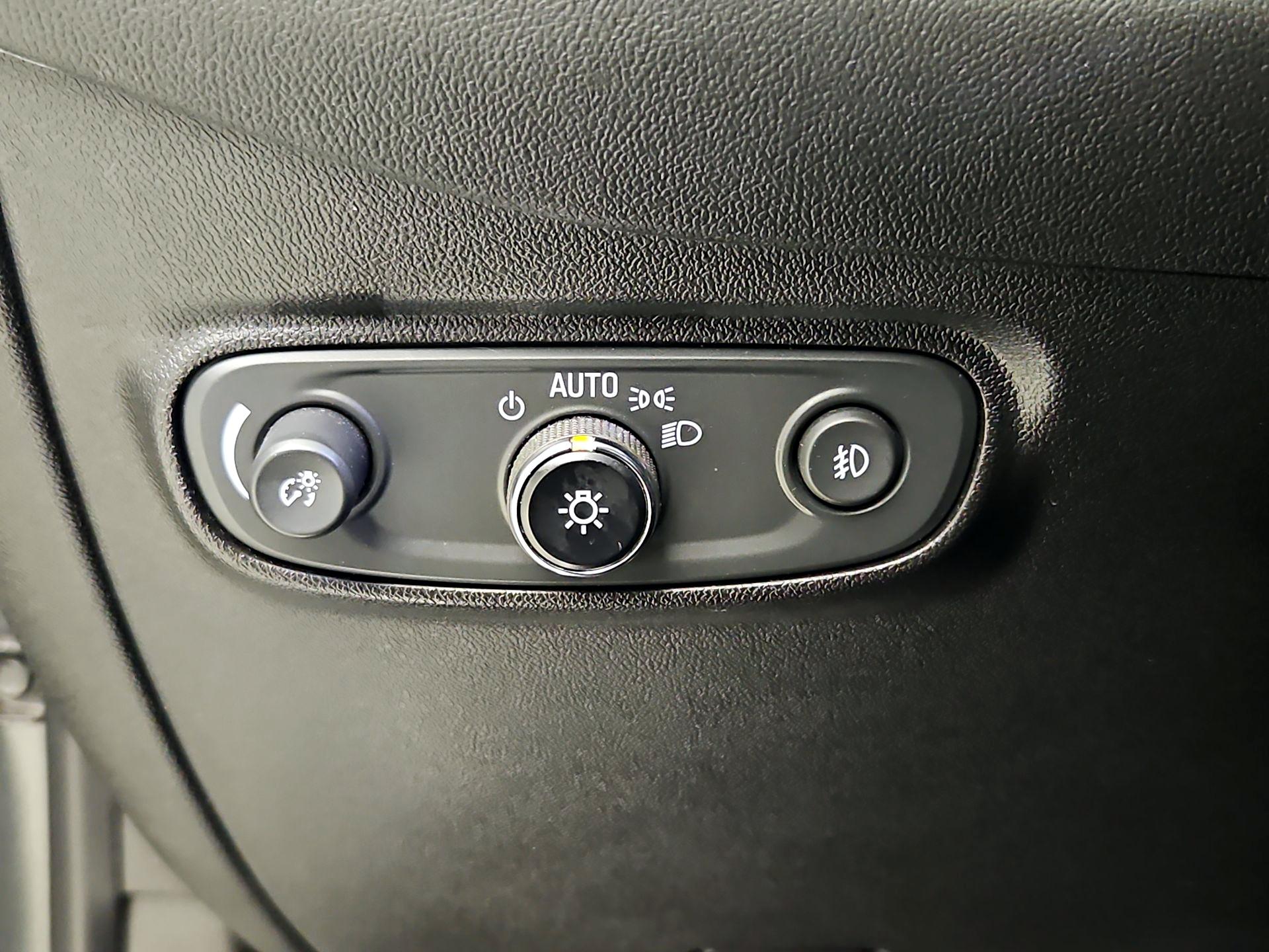 Thumbnail: 2021 Chevrolet Equinox - 13