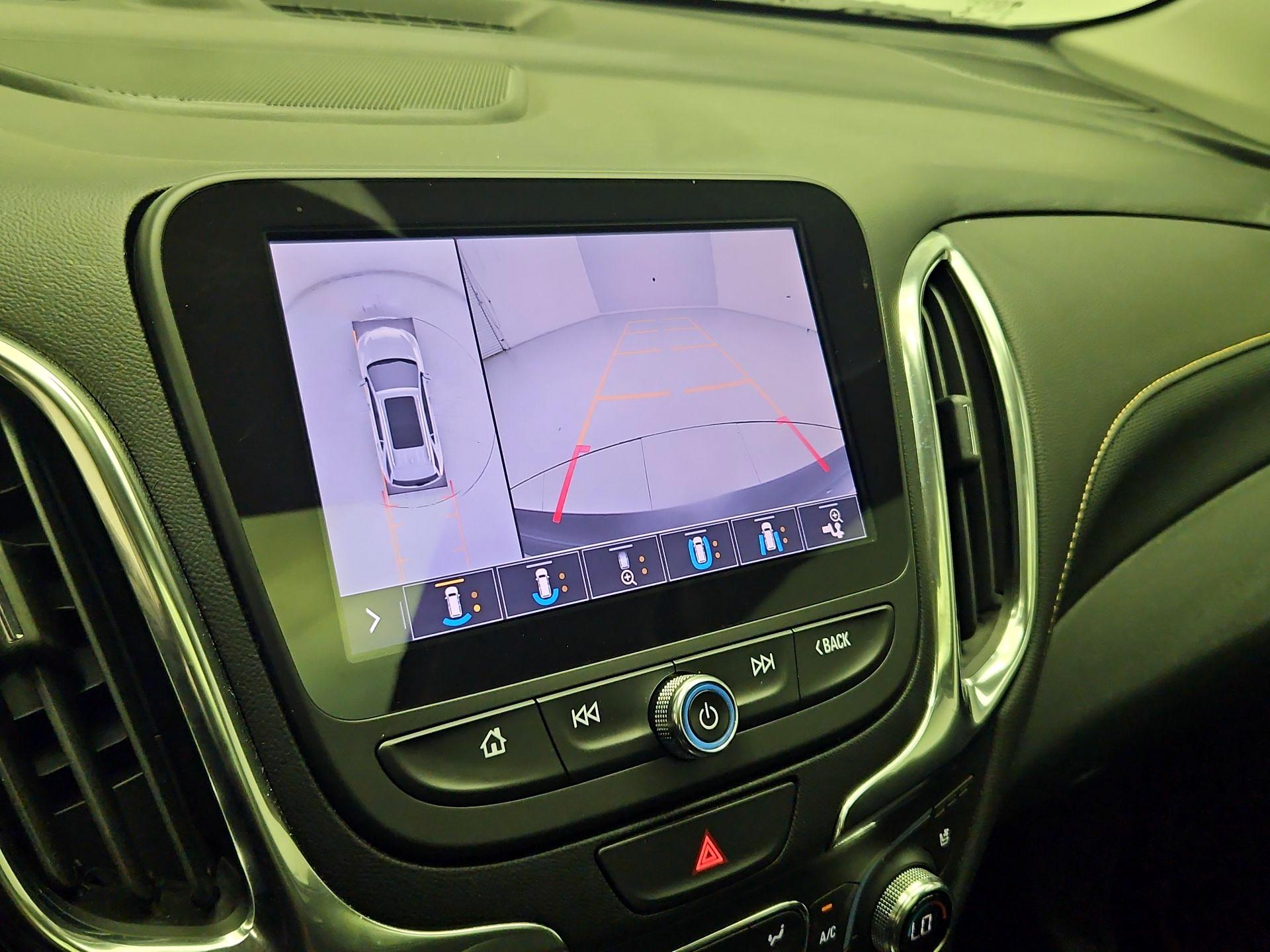 Thumbnail: 2021 Chevrolet Equinox - 15