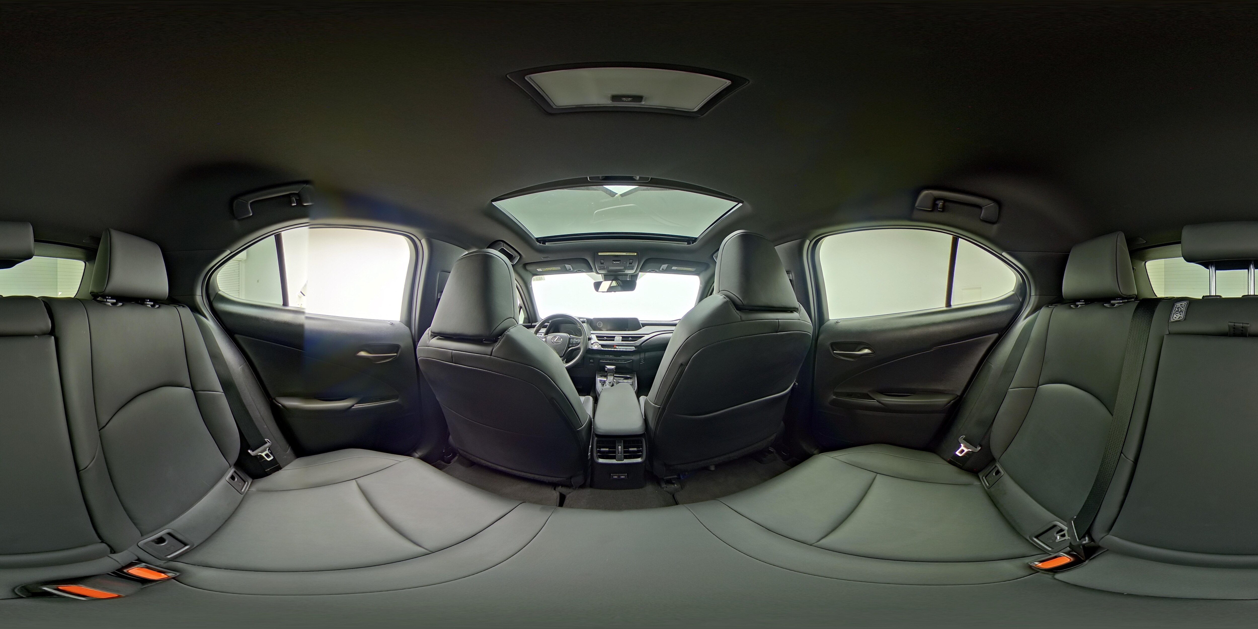 2021 Lexus UX 200 - Photo 25