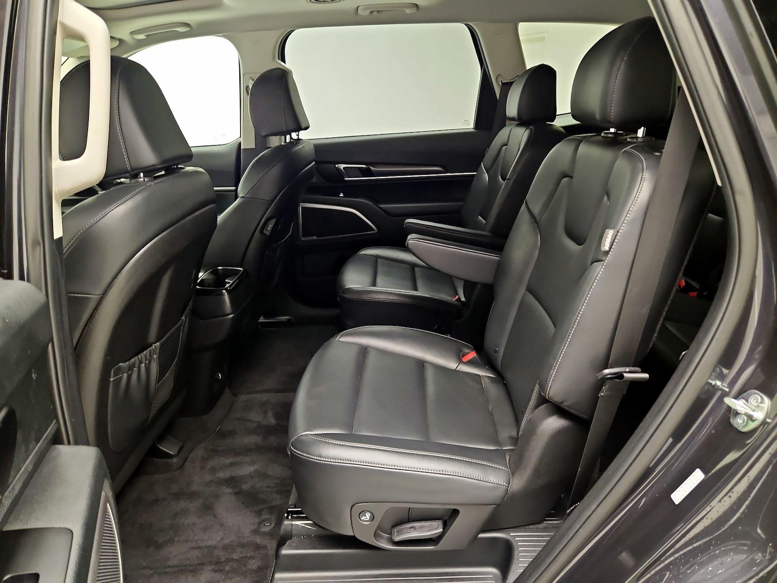 2025 Kia Telluride S - Photo 18