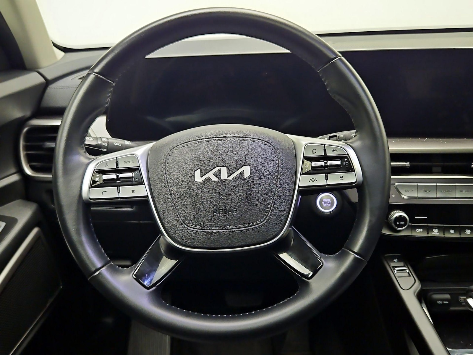 2025 Kia Telluride S - Photo 11