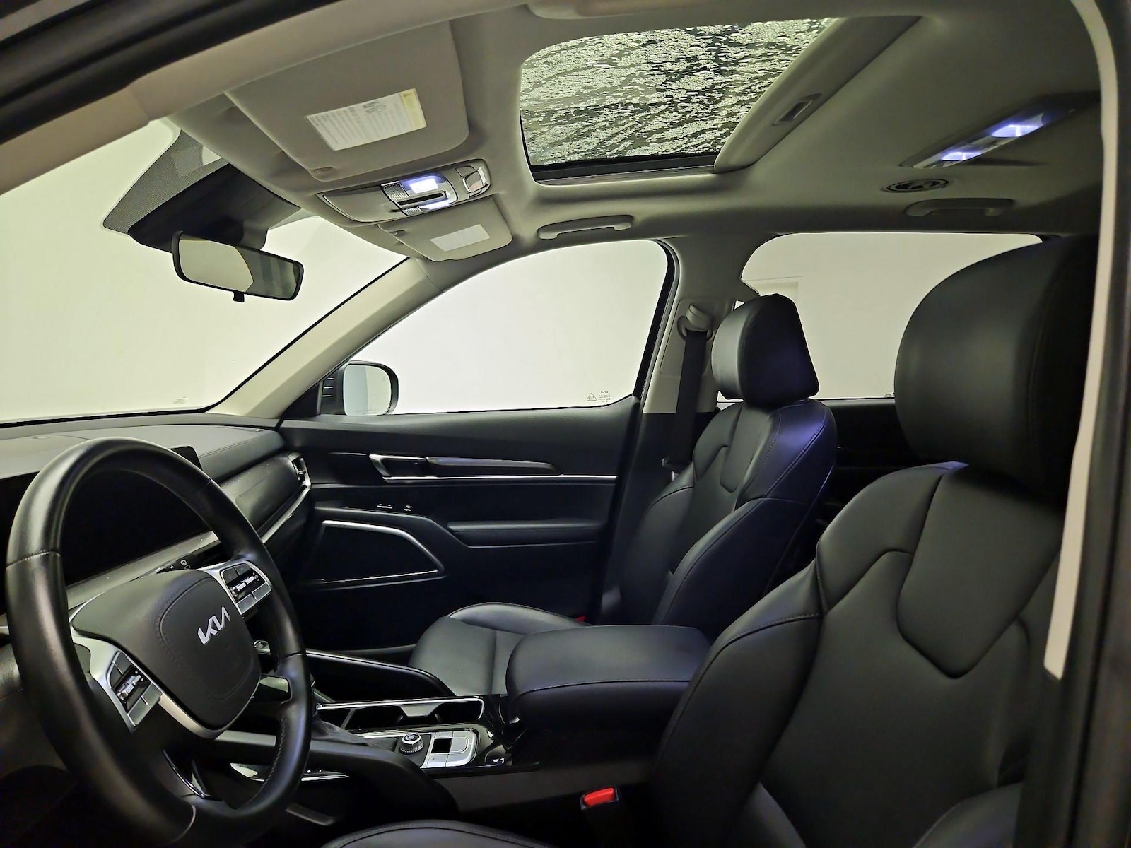 2025 Kia Telluride S - Photo 21
