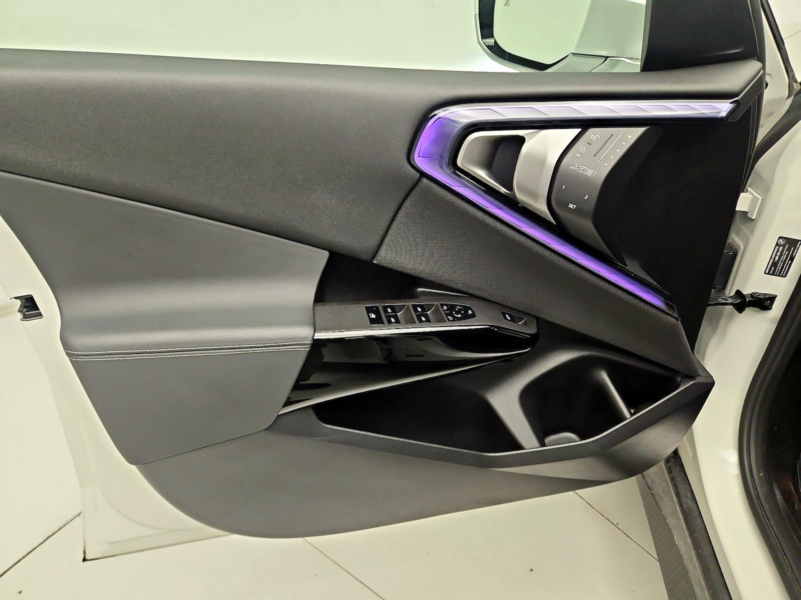 2026 BMW X3 30 - Photo 13