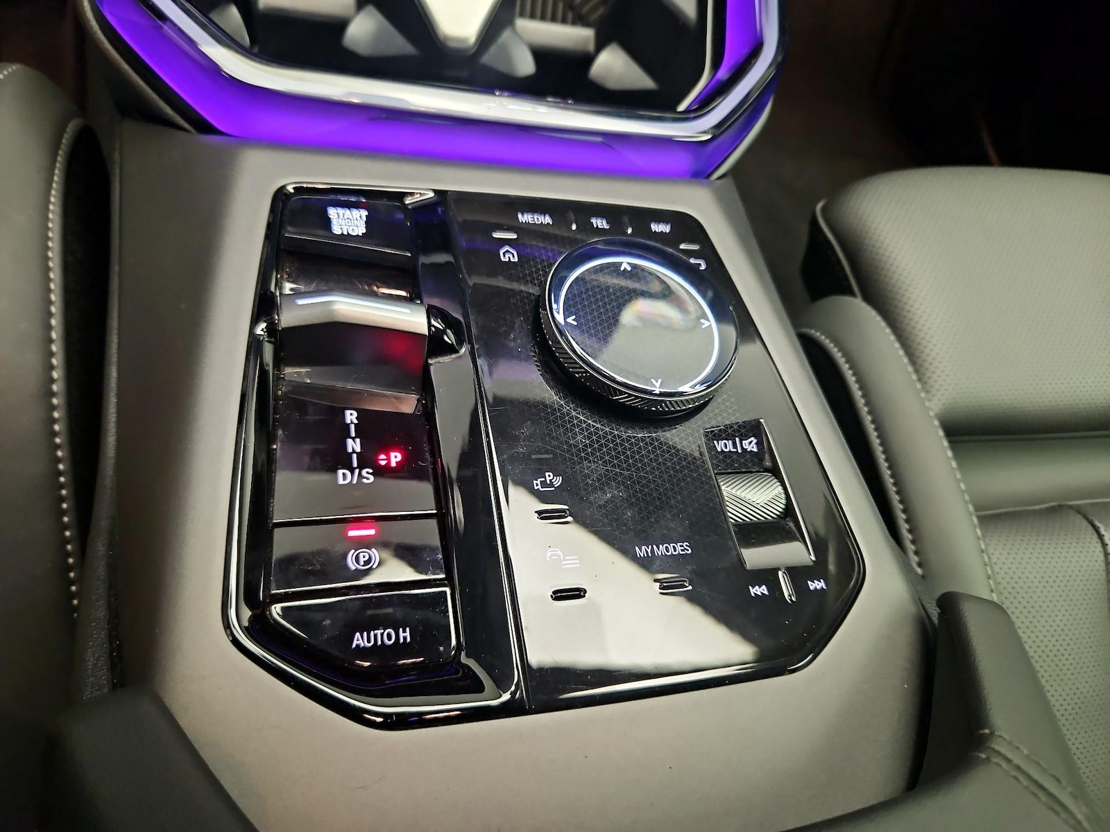 2026 BMW X3 30 - Photo 17