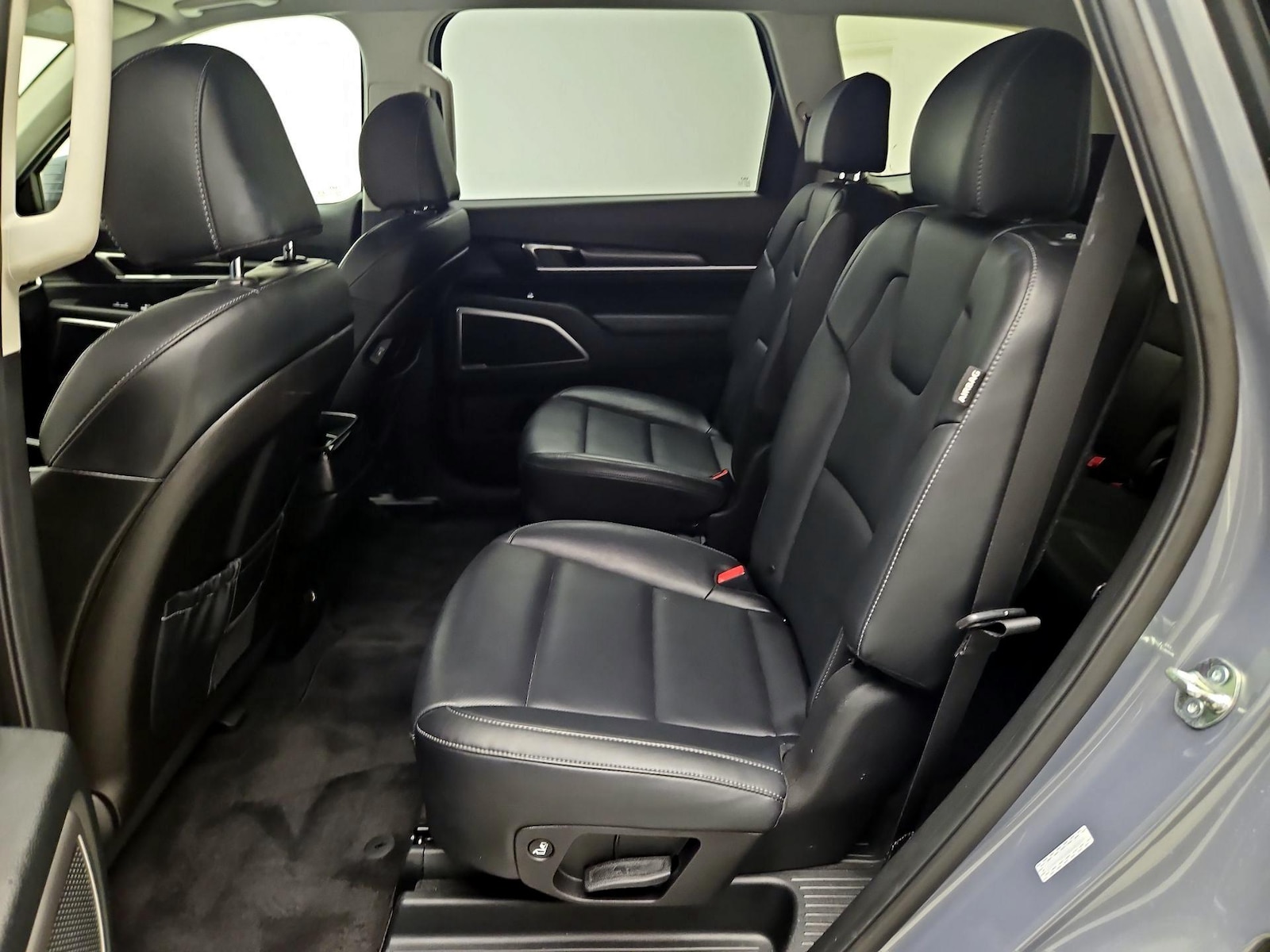 2025 Kia Telluride S - Photo 19