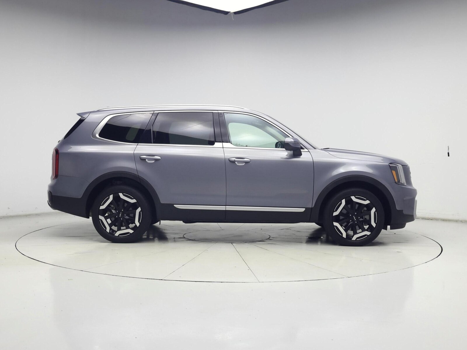 2025 Kia Telluride S - Photo 8