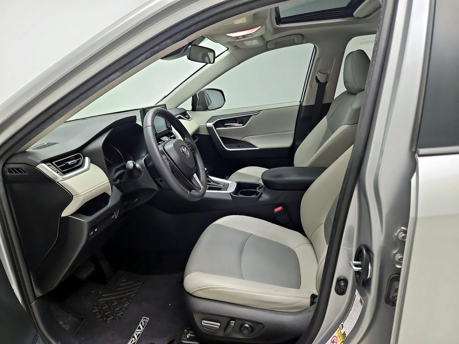 Power Seat(s) & Side Airbags