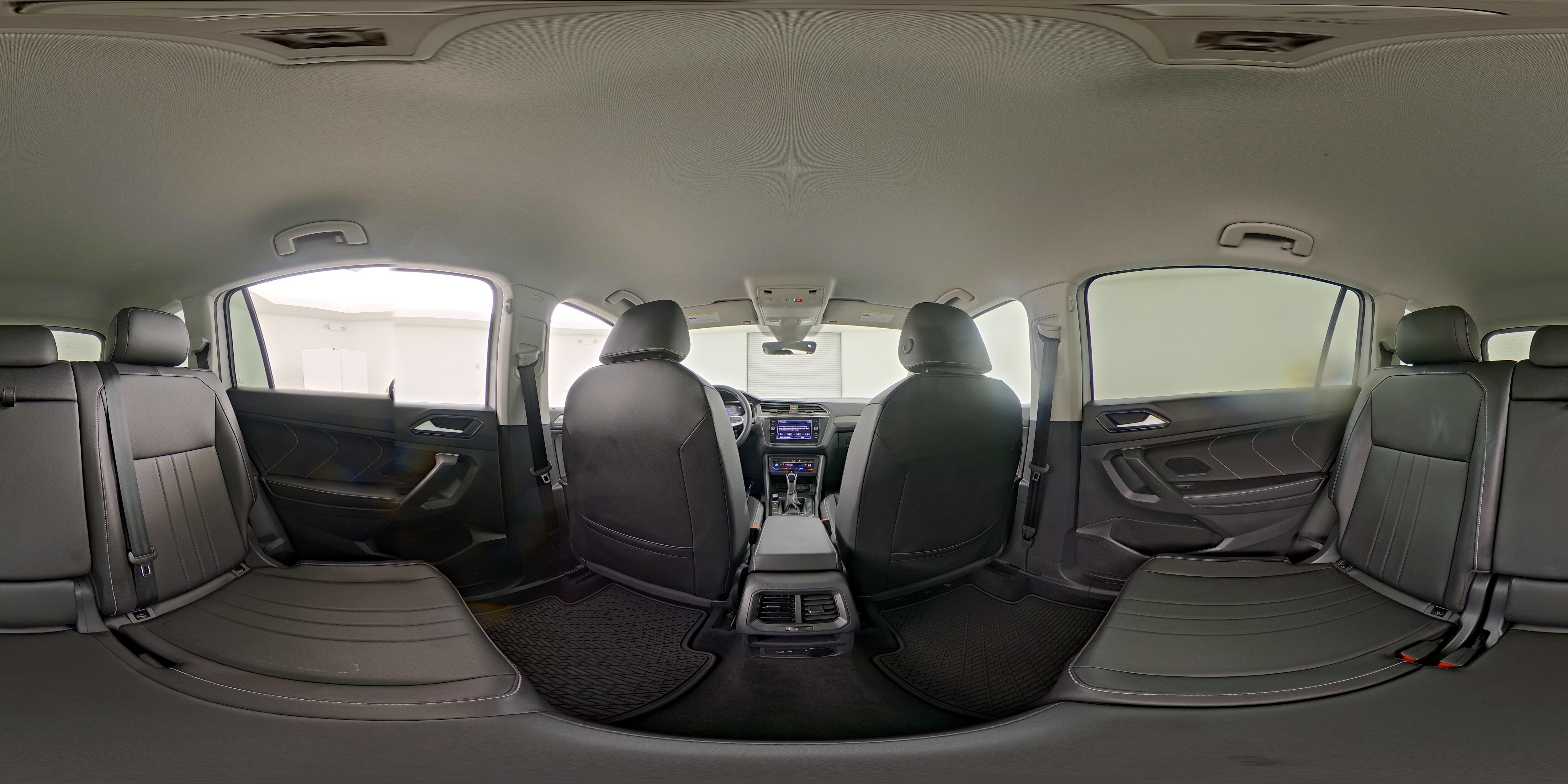 2023 Volkswagen Tiguan SE - Photo 27