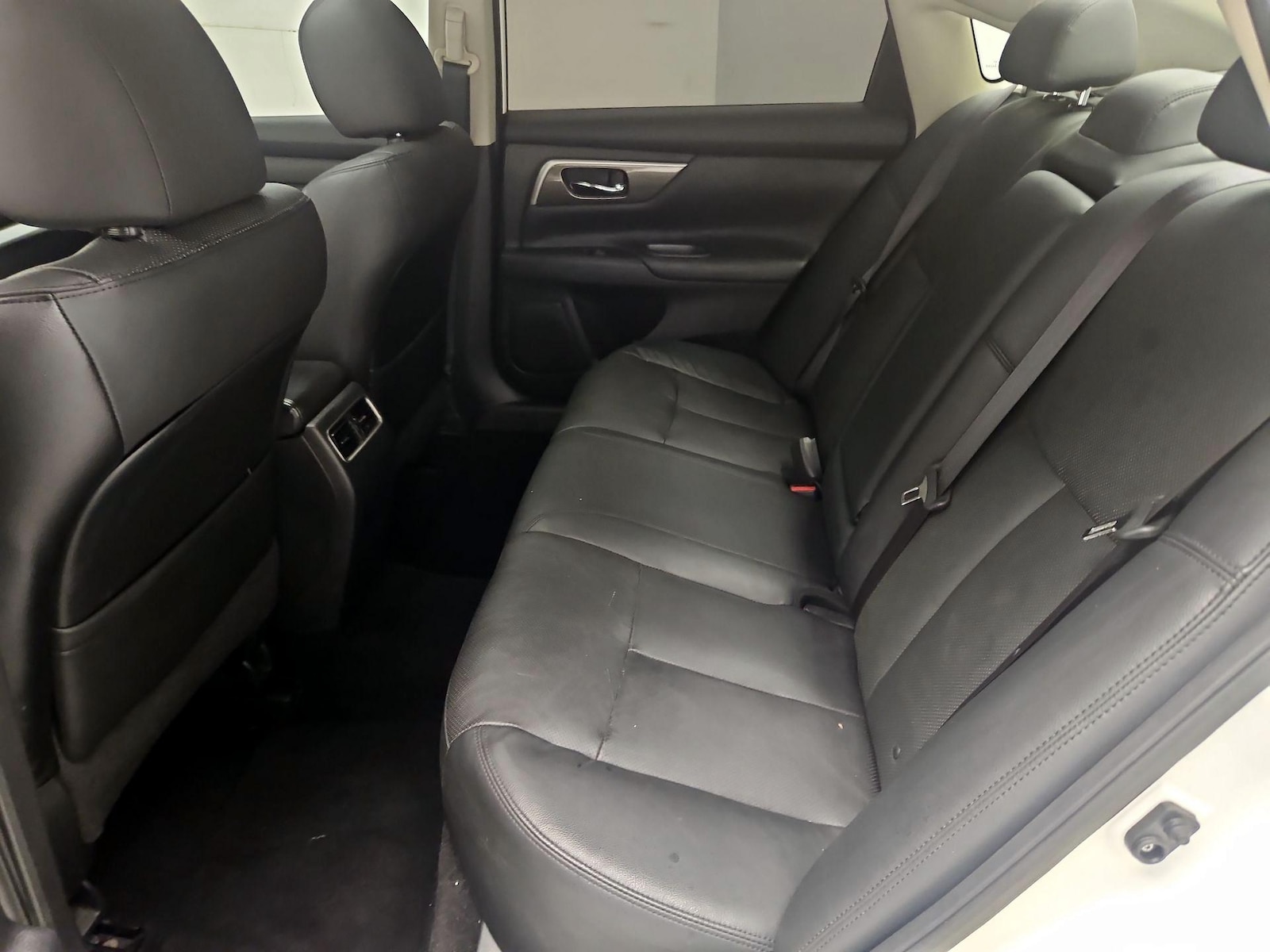2015 Nissan Altima SL - Photo 21