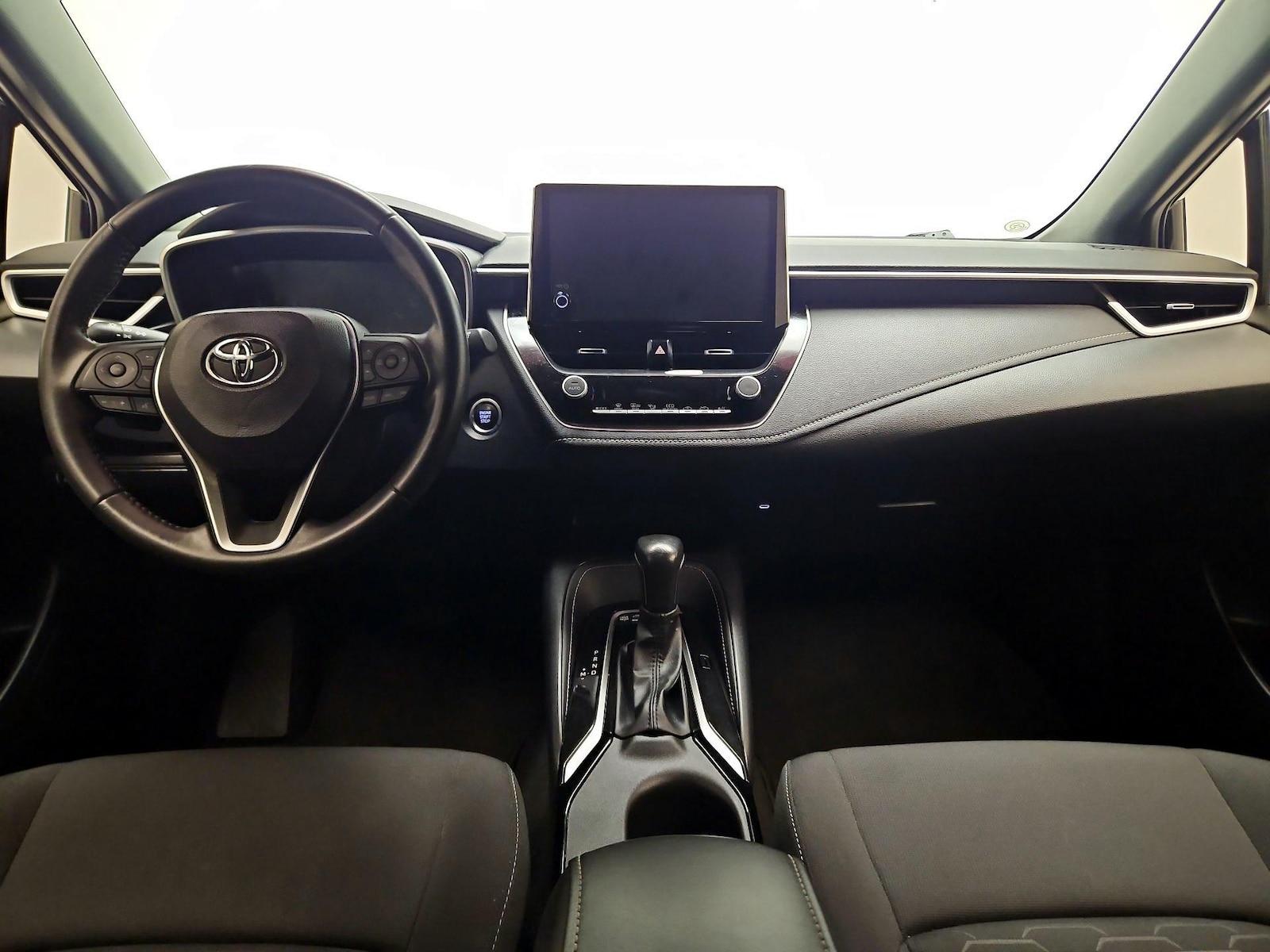 2023 Toyota Corolla Hatchback SE - Photo 10