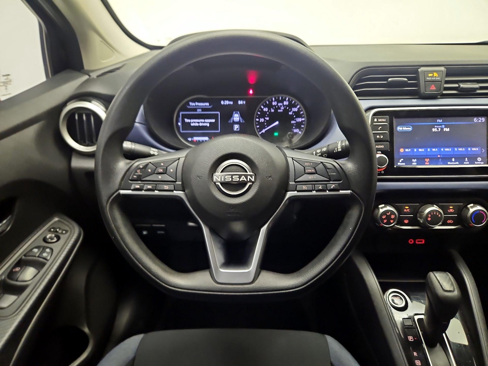 2023 Nissan Versa Sedan SV - Photo 11