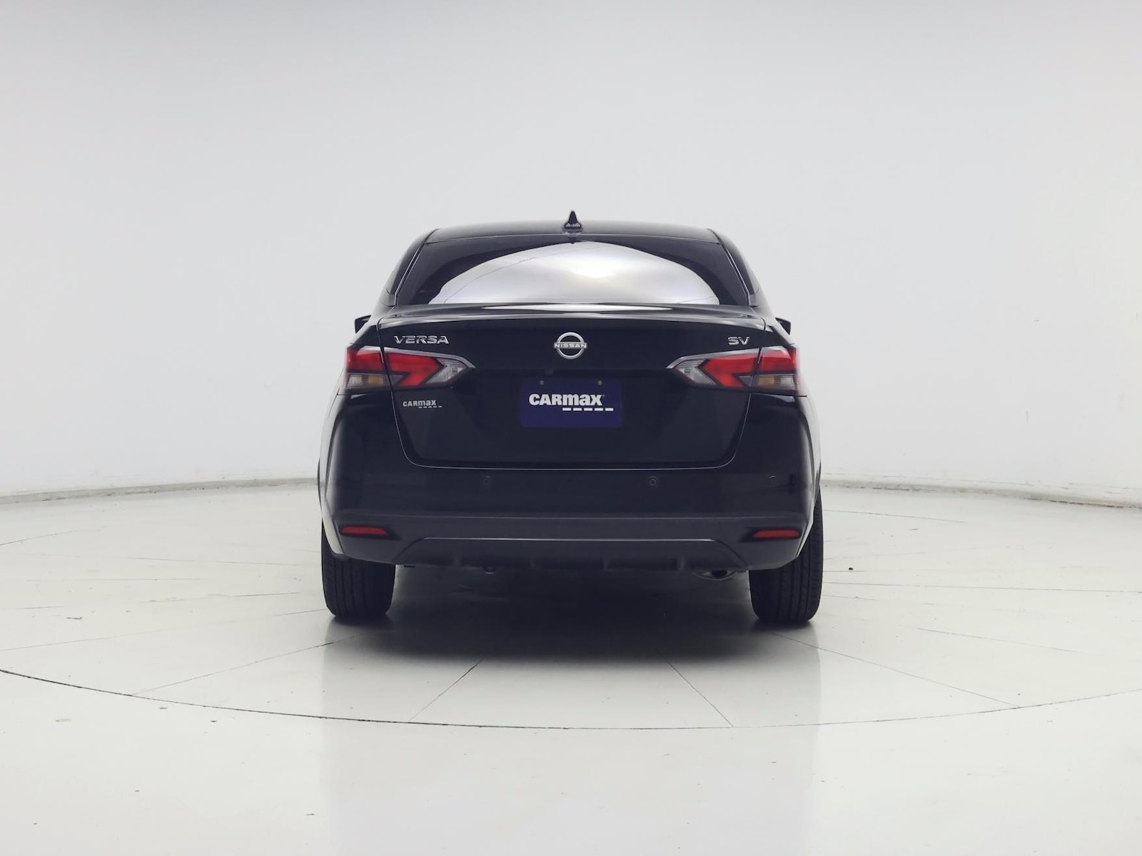 2023 Nissan Versa Sedan SV - Photo 7