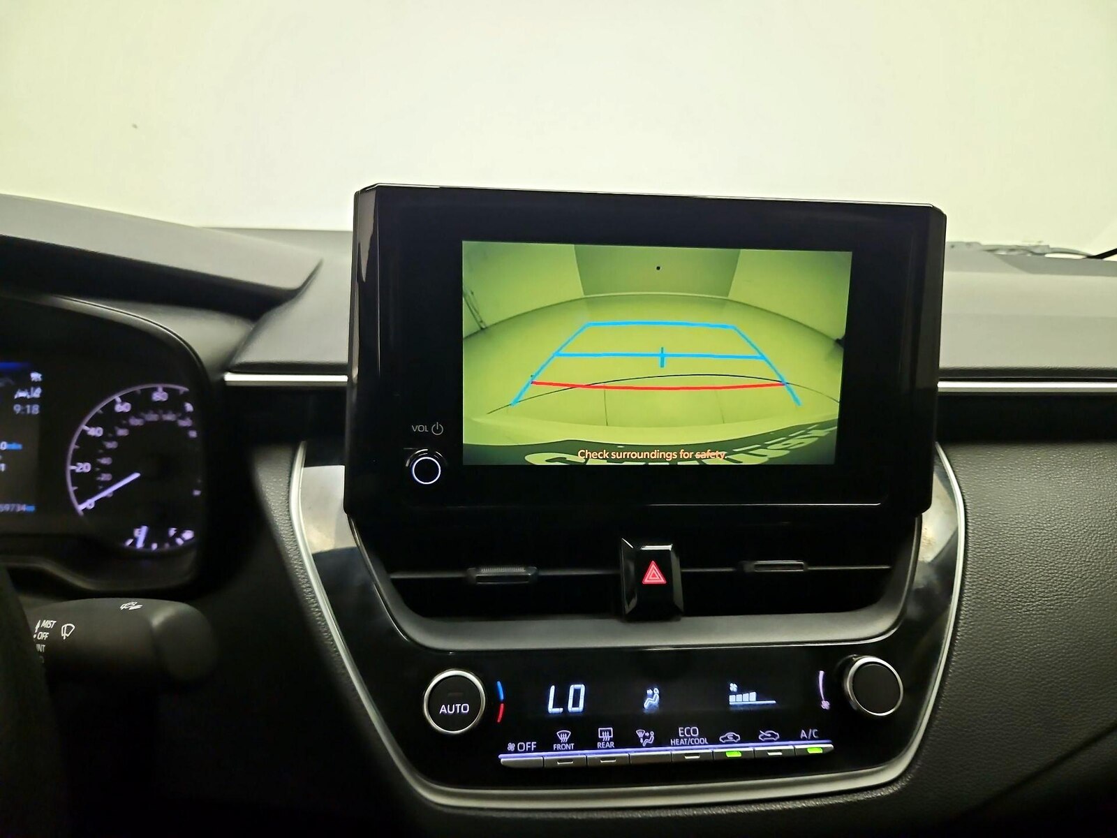 2023 Toyota Corolla LE - Photo 14