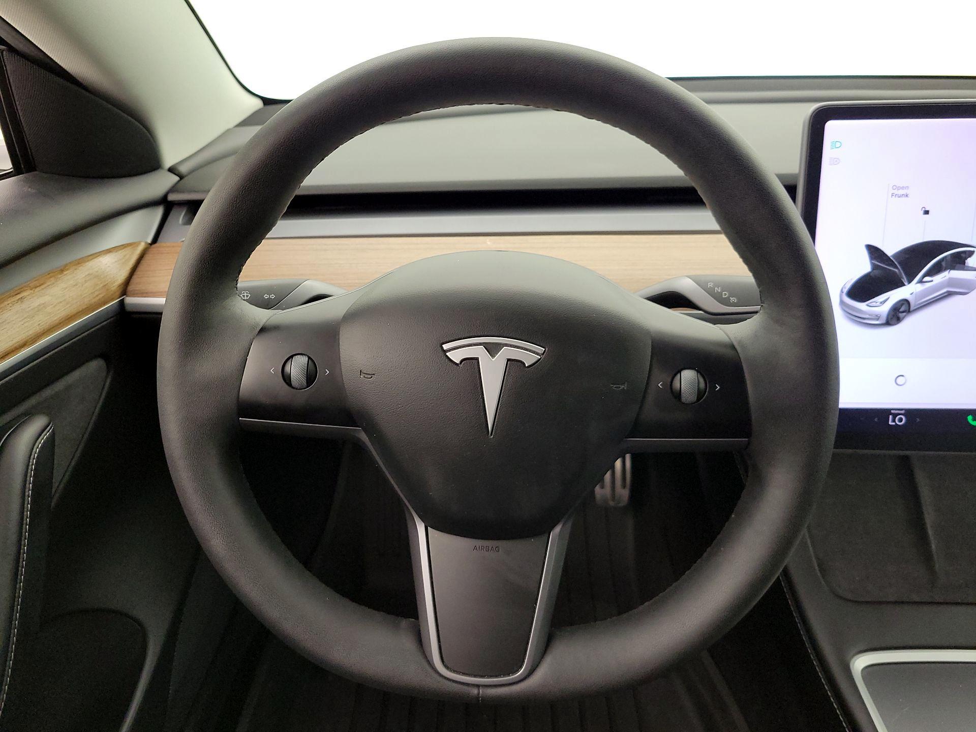 Thumbnail: 2021 Tesla Model 3 - 10