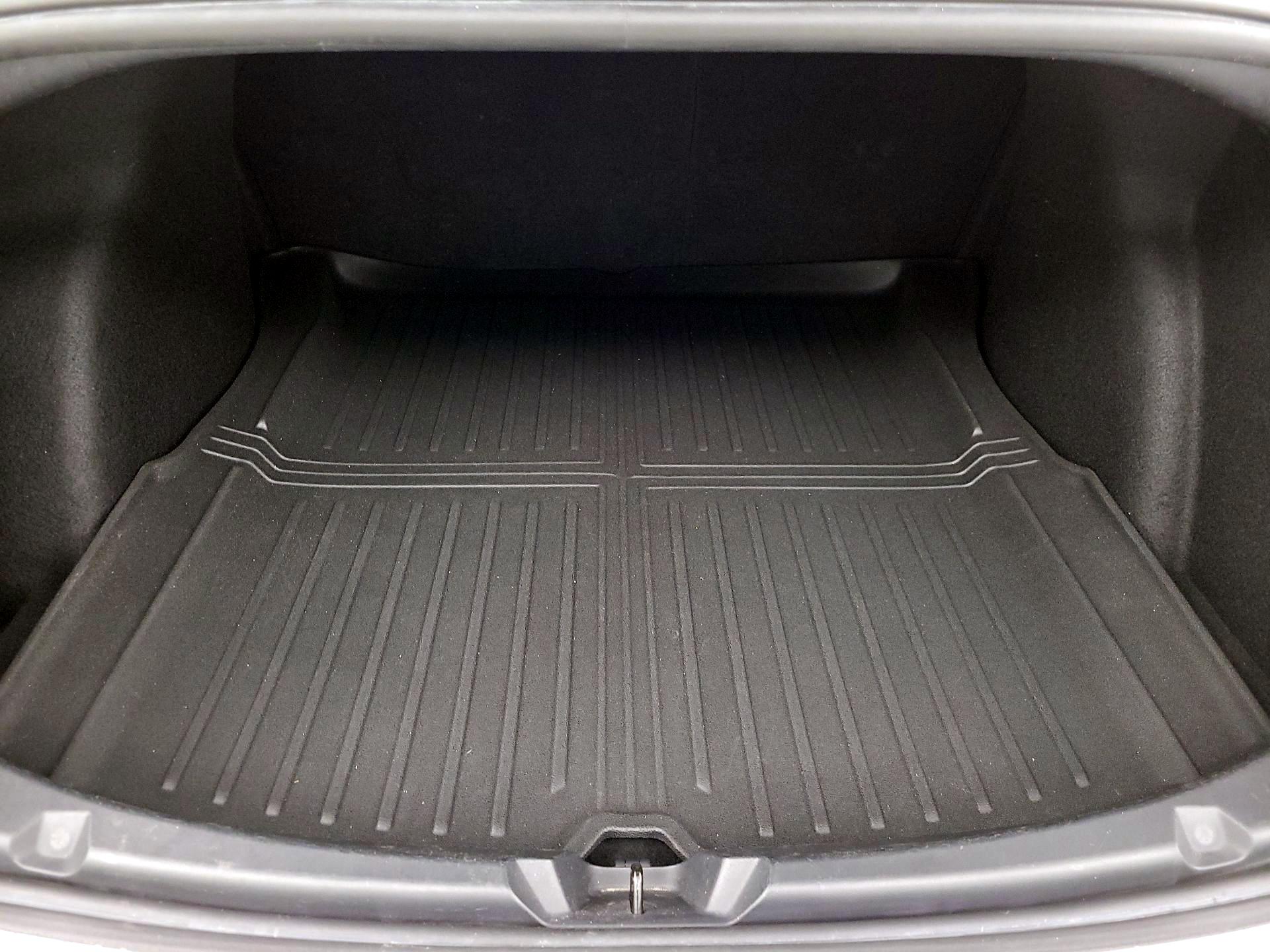 Thumbnail: 2021 Tesla Model 3 - 20