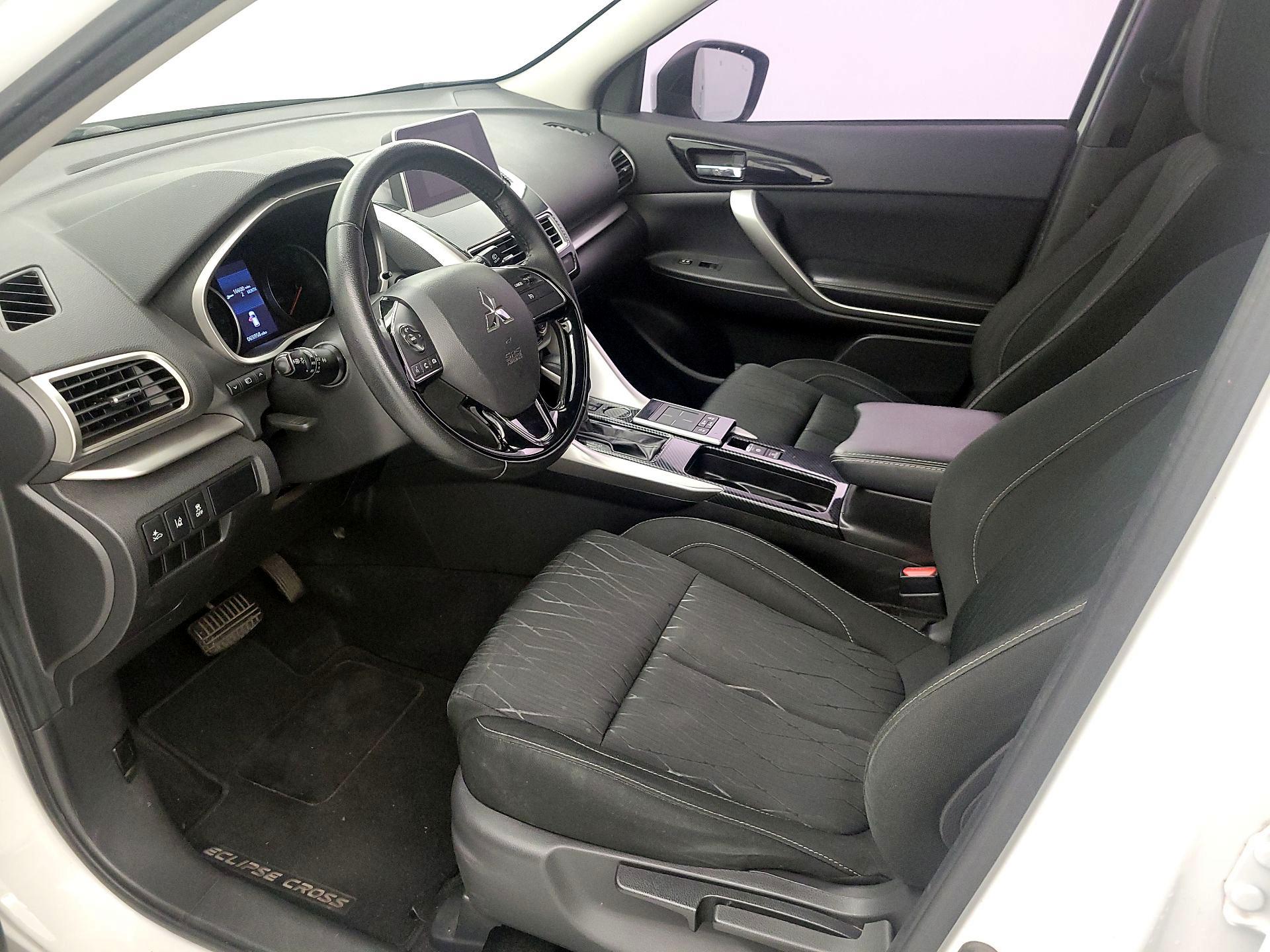 Thumbnail: 2020 Mitsubishi Eclipse Cross - 11