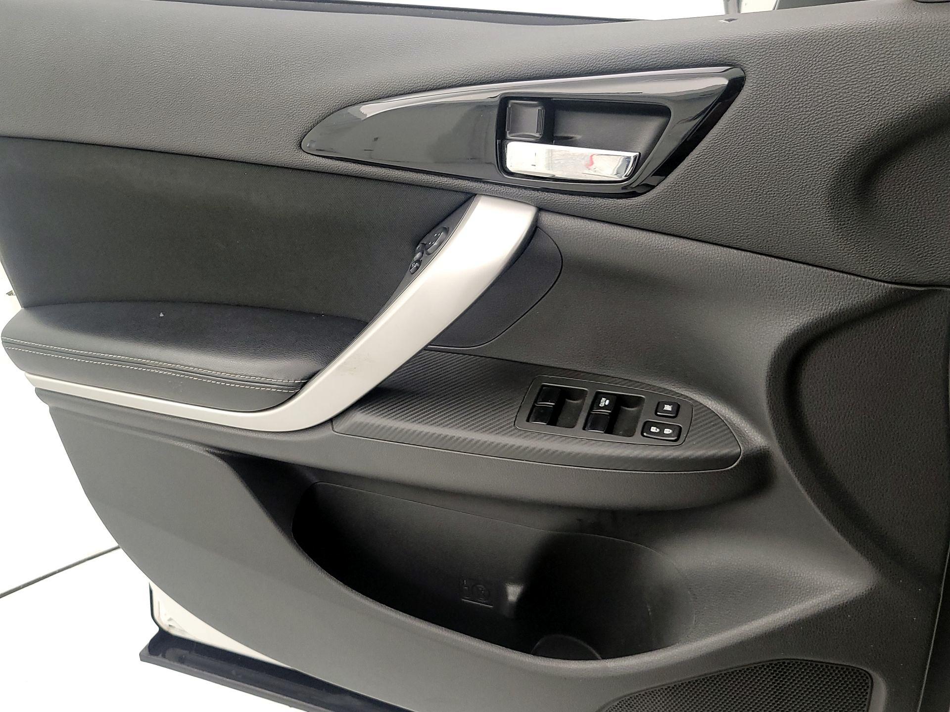 Thumbnail: 2020 Mitsubishi Eclipse Cross - 12