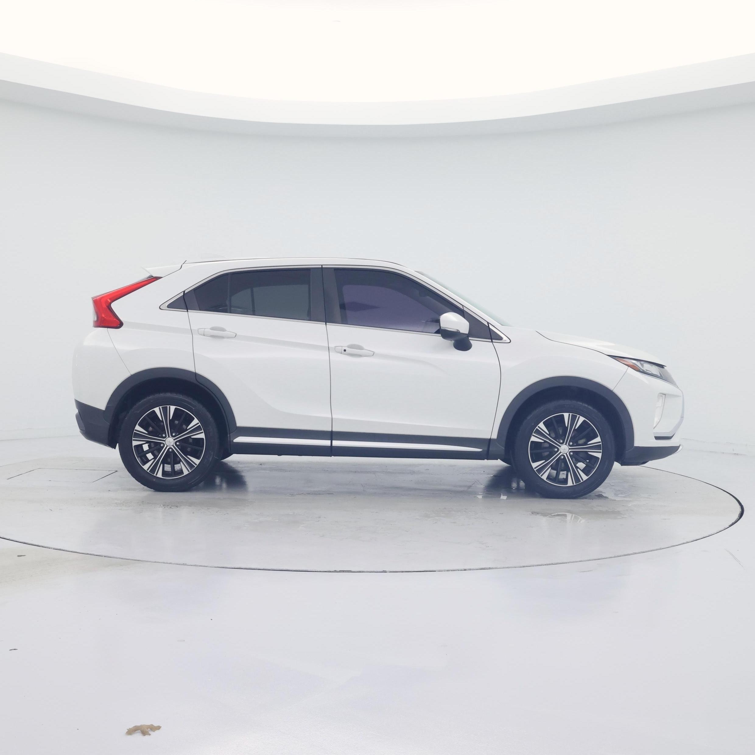 Thumbnail: 2020 Mitsubishi Eclipse Cross - 7