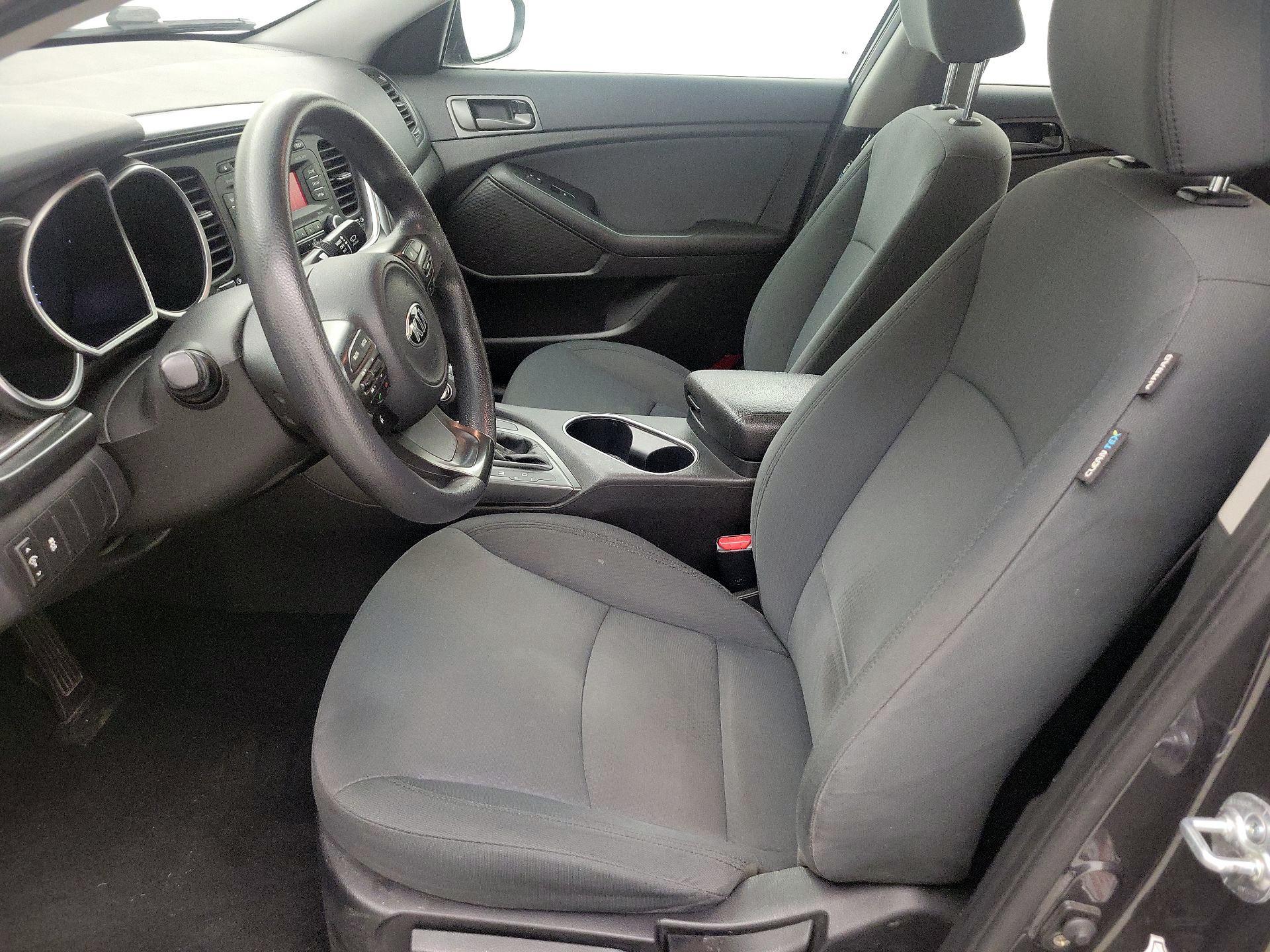 Thumbnail: 2015 Kia Optima - 11