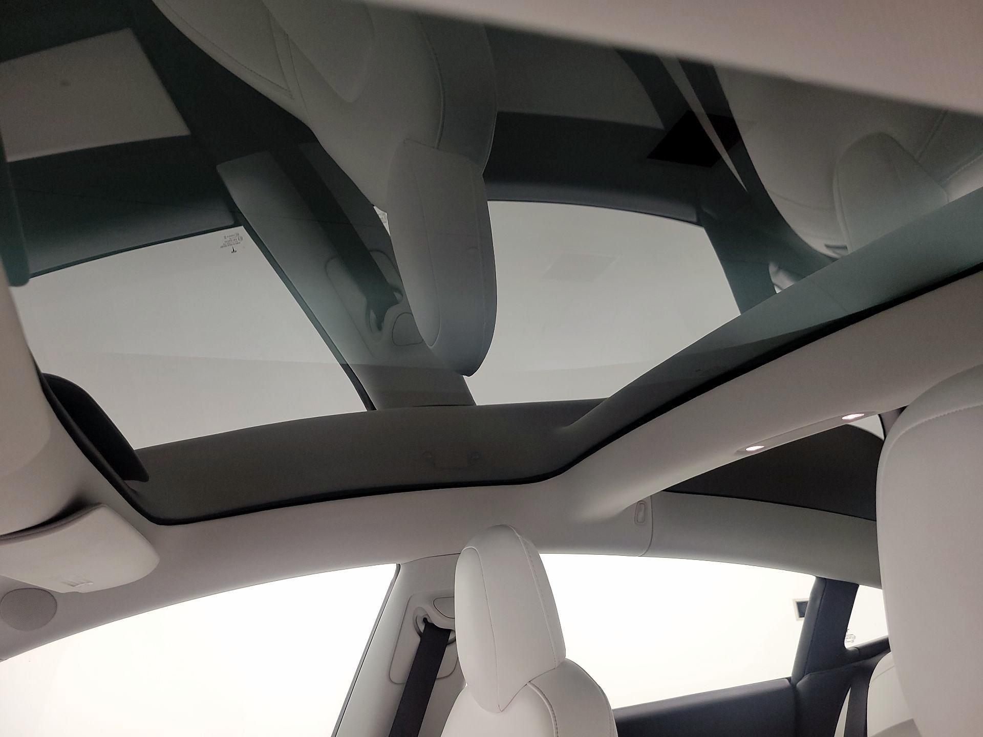 Thumbnail: 2020 Tesla Model 3 - 19