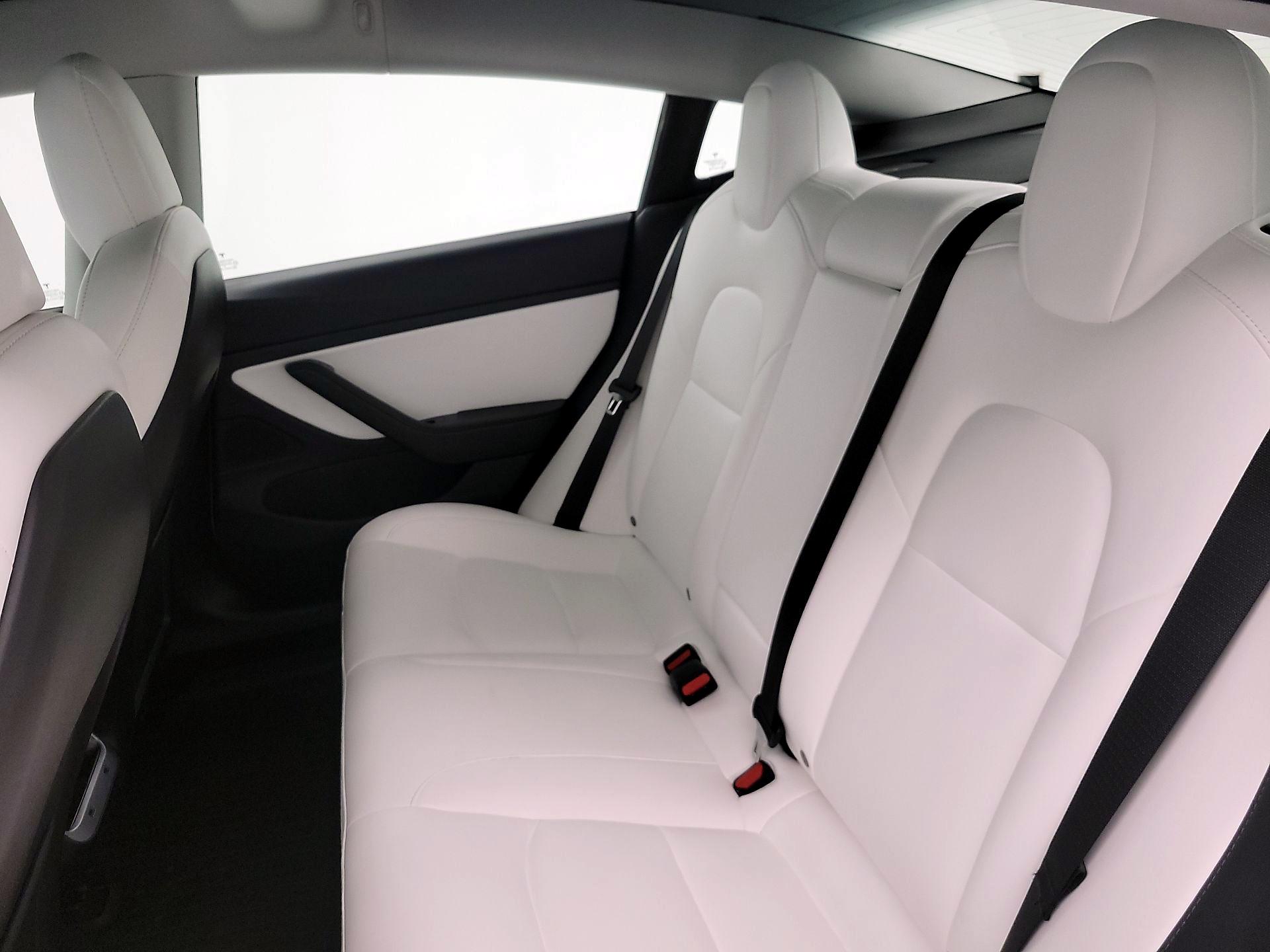 Thumbnail: 2020 Tesla Model 3 - 20