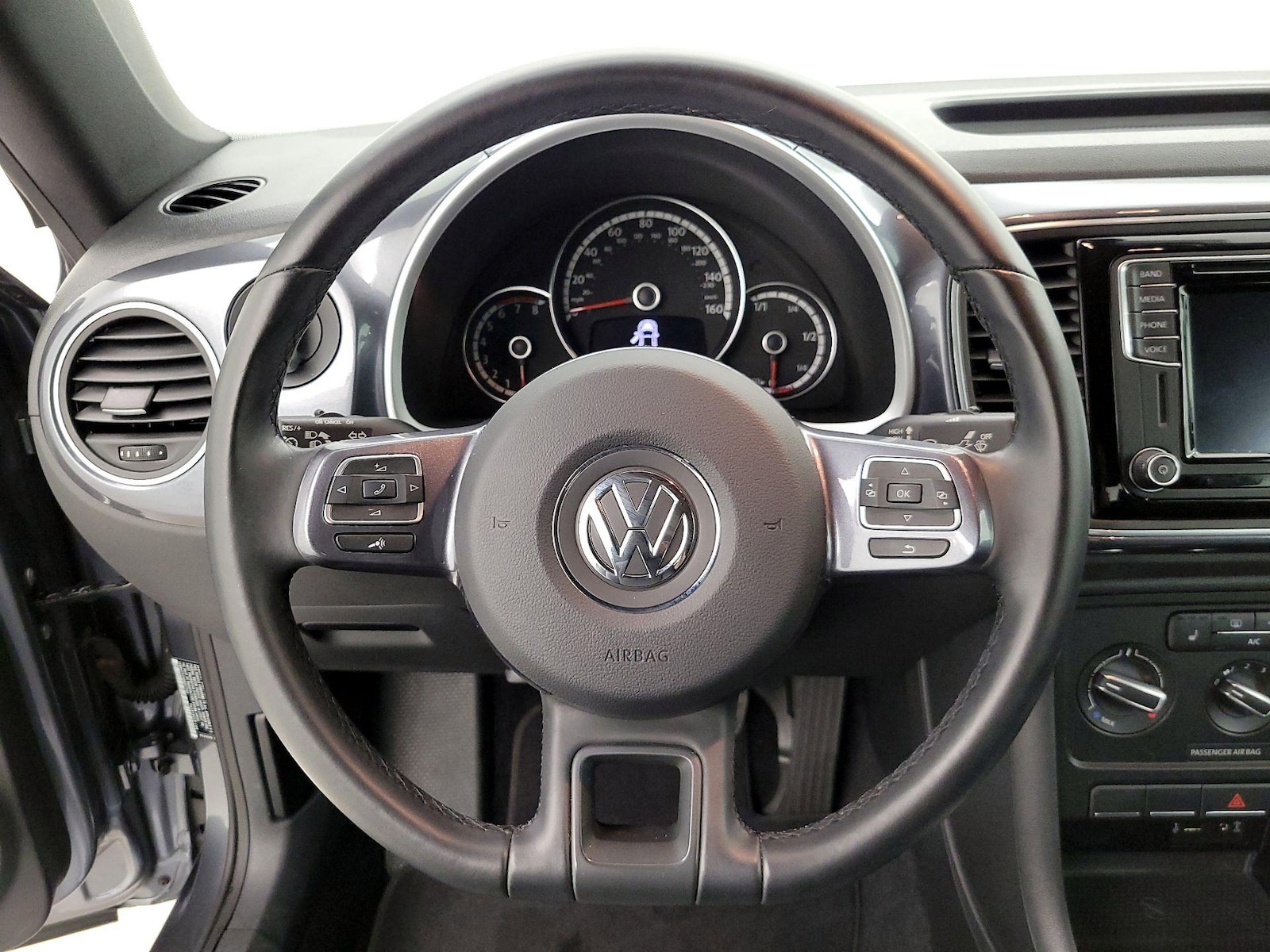 2016 Volkswagen Beetle SE - Photo 11