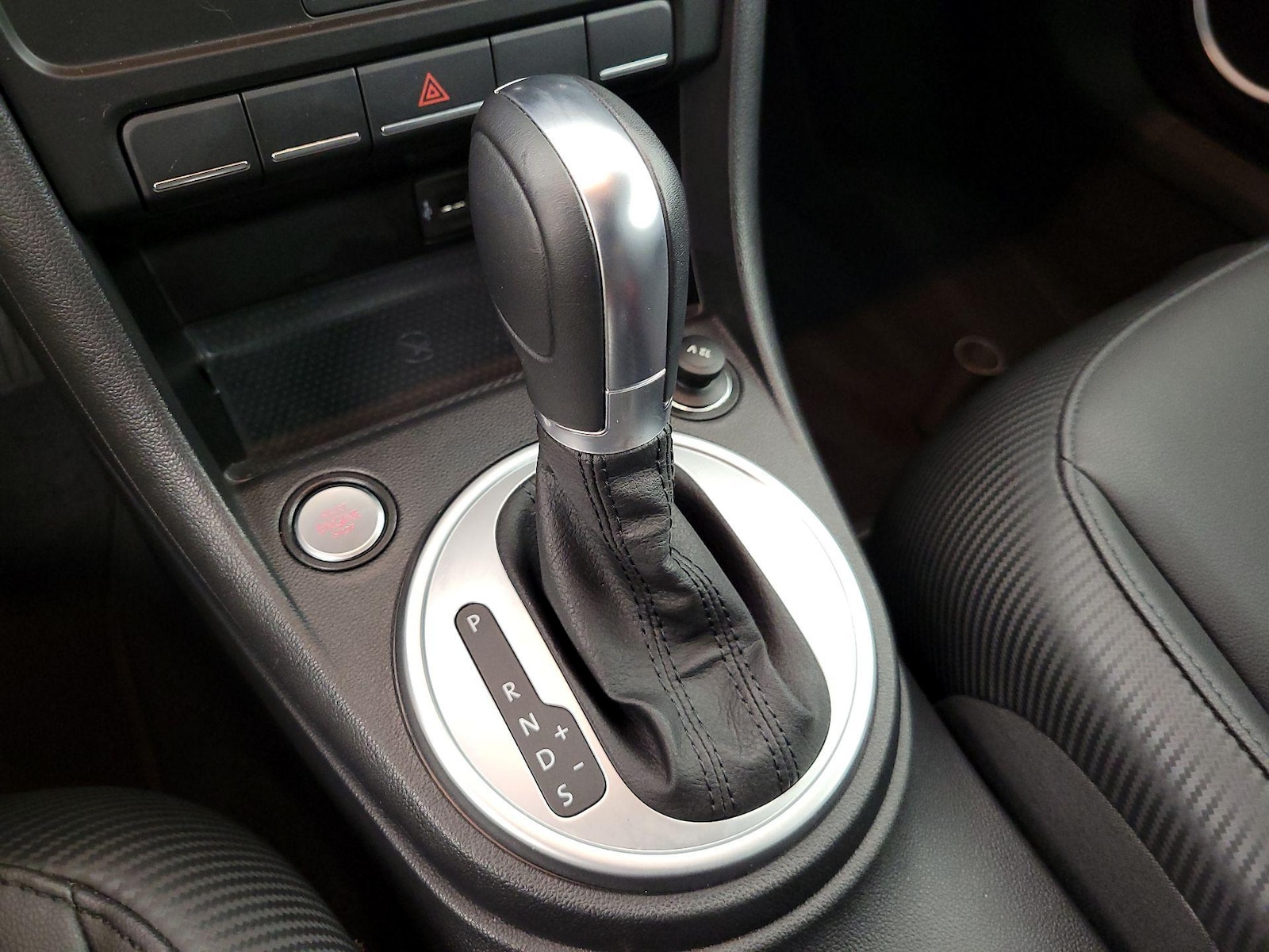 2016 Volkswagen Beetle SE - Photo 18