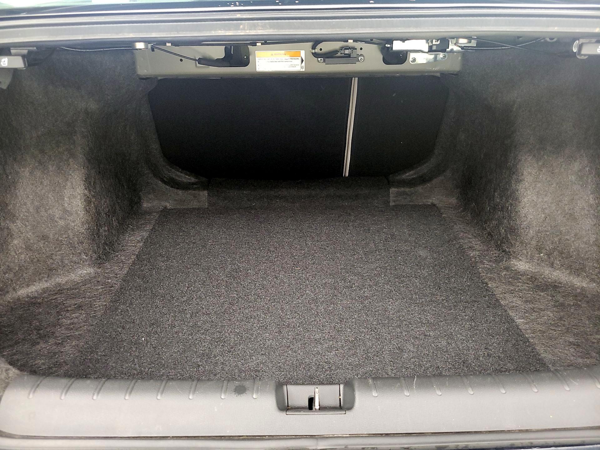 Thumbnail: 2019 Honda Insight - 20