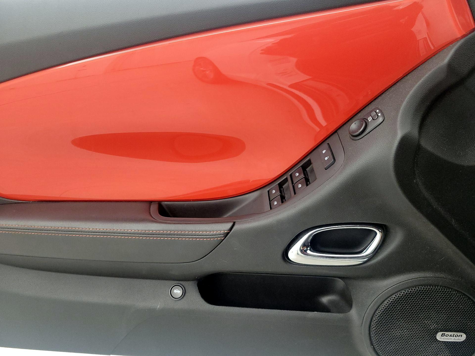 Thumbnail: 2014 Chevrolet Camaro - 12