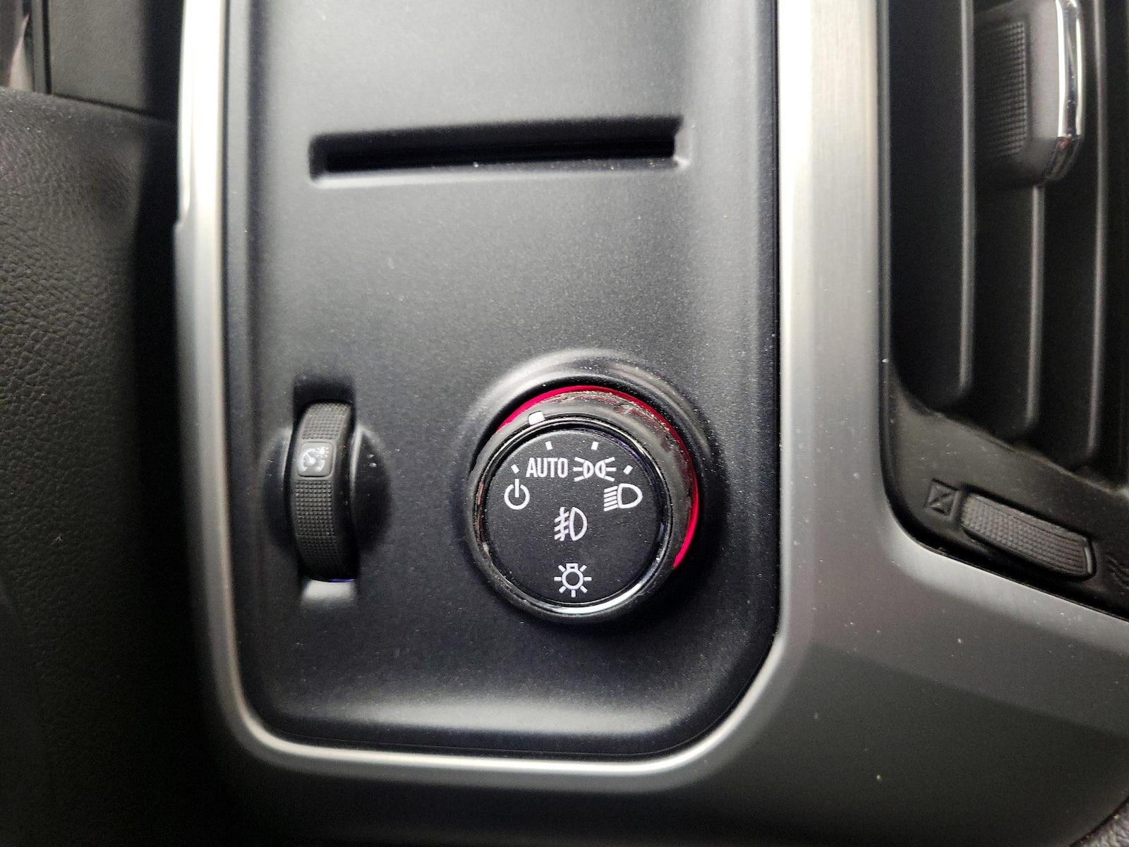 2015 GMC Sierra 1500 SLT - Photo 14