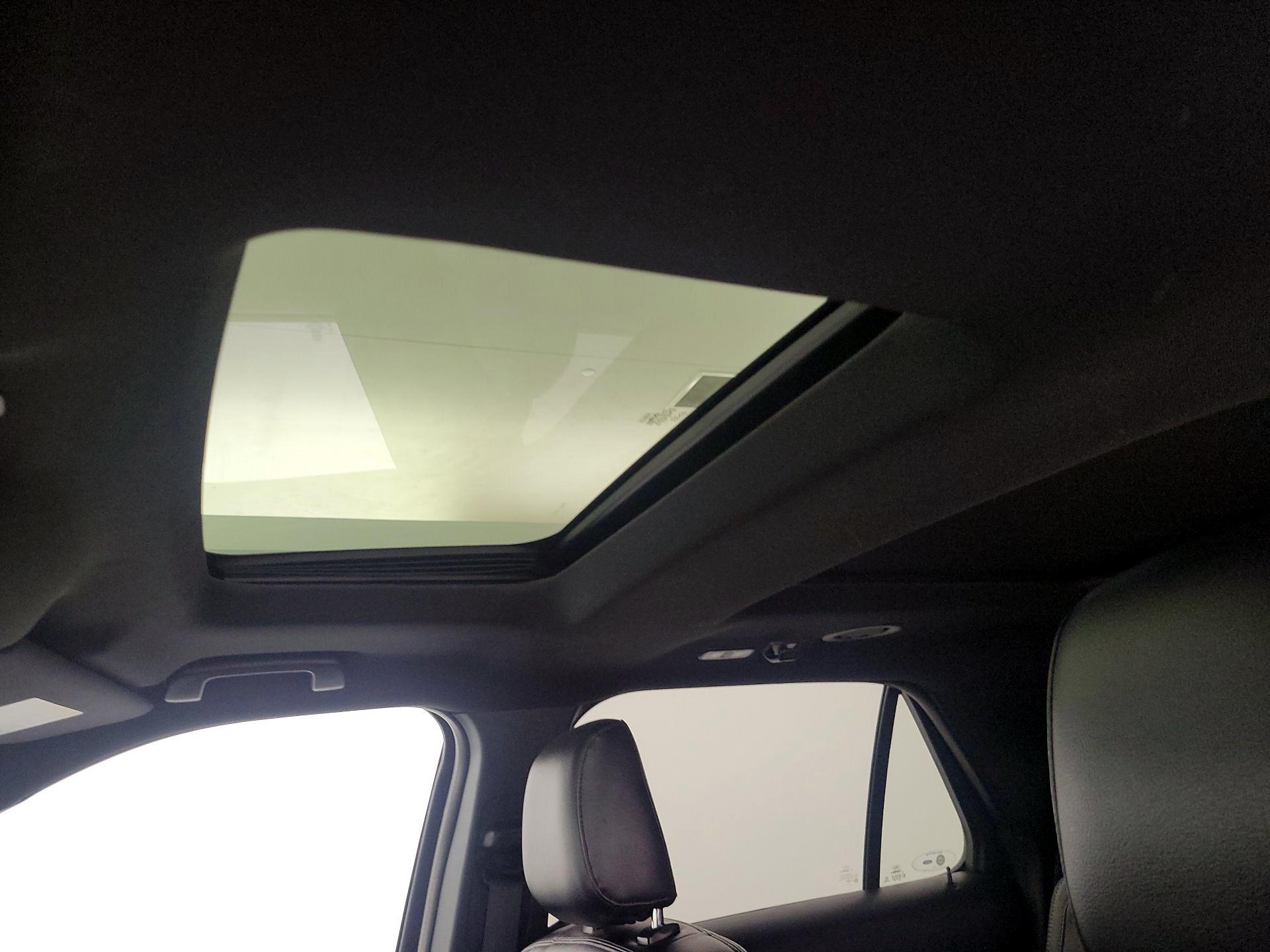 Thumbnail: 2019 Ford Explorer - 20